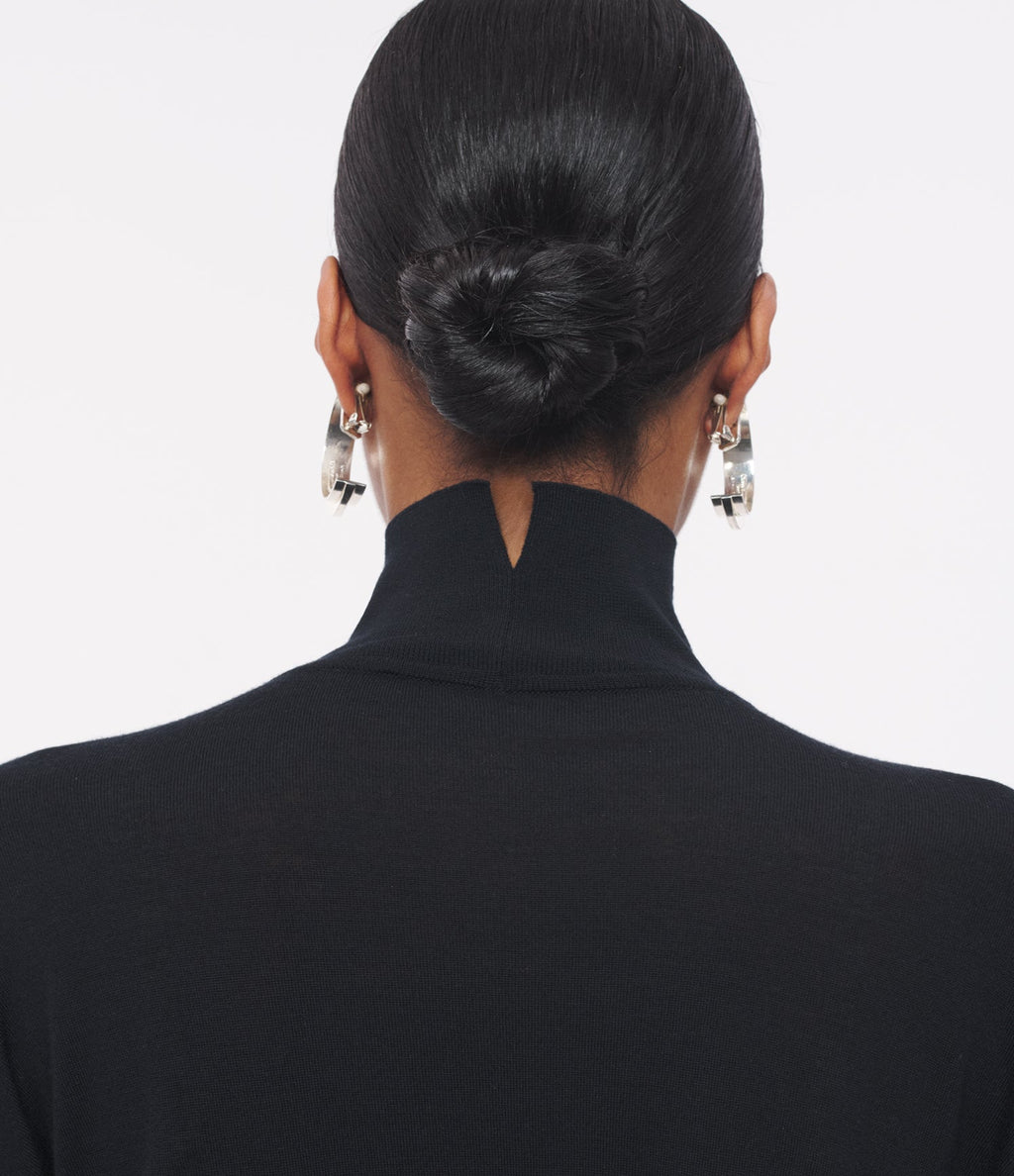 Featherweight Turtleneck | Black