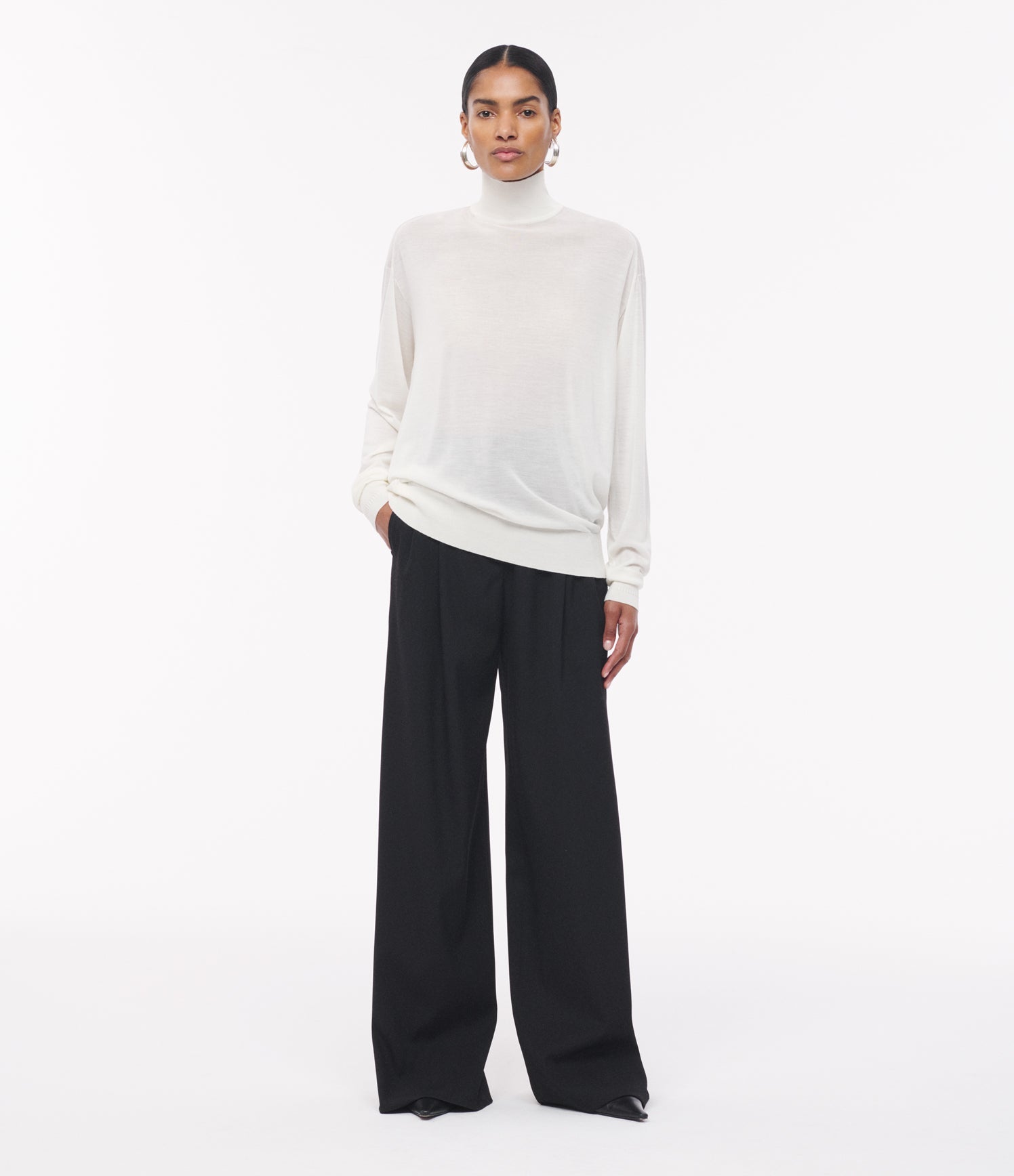 Featherweight Turtleneck | Off White