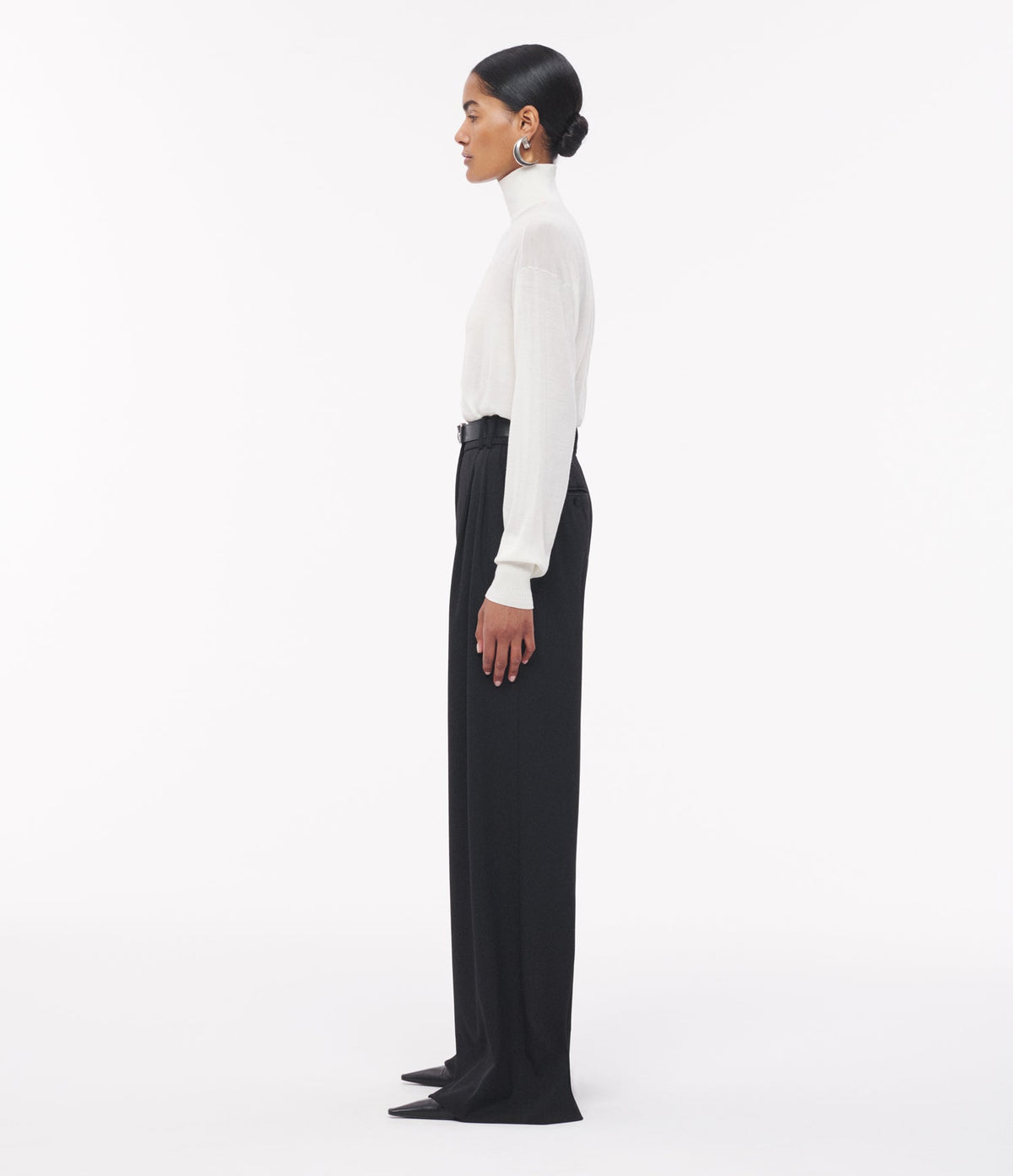 Featherweight Turtleneck | Off White