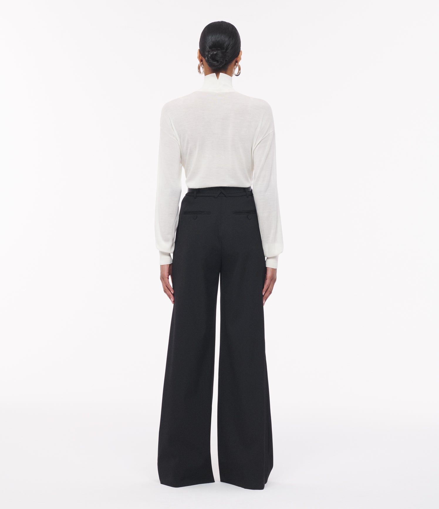 Featherweight Turtleneck | Off White