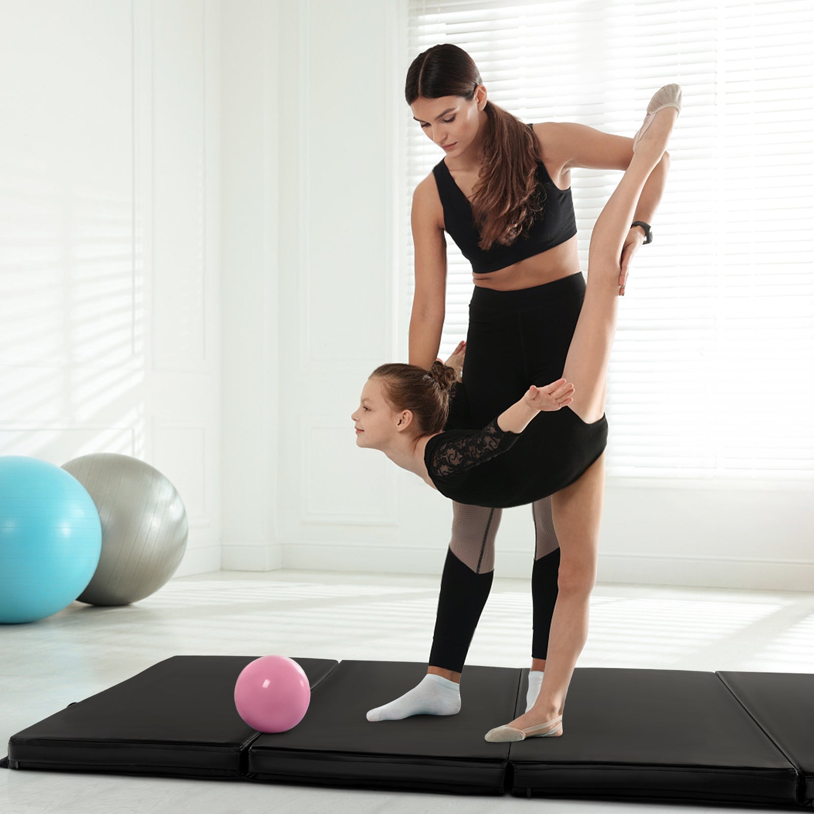 Folding Gymnastics Mat with Carry Handles and Sweatproof Detachable PU Leather Cover