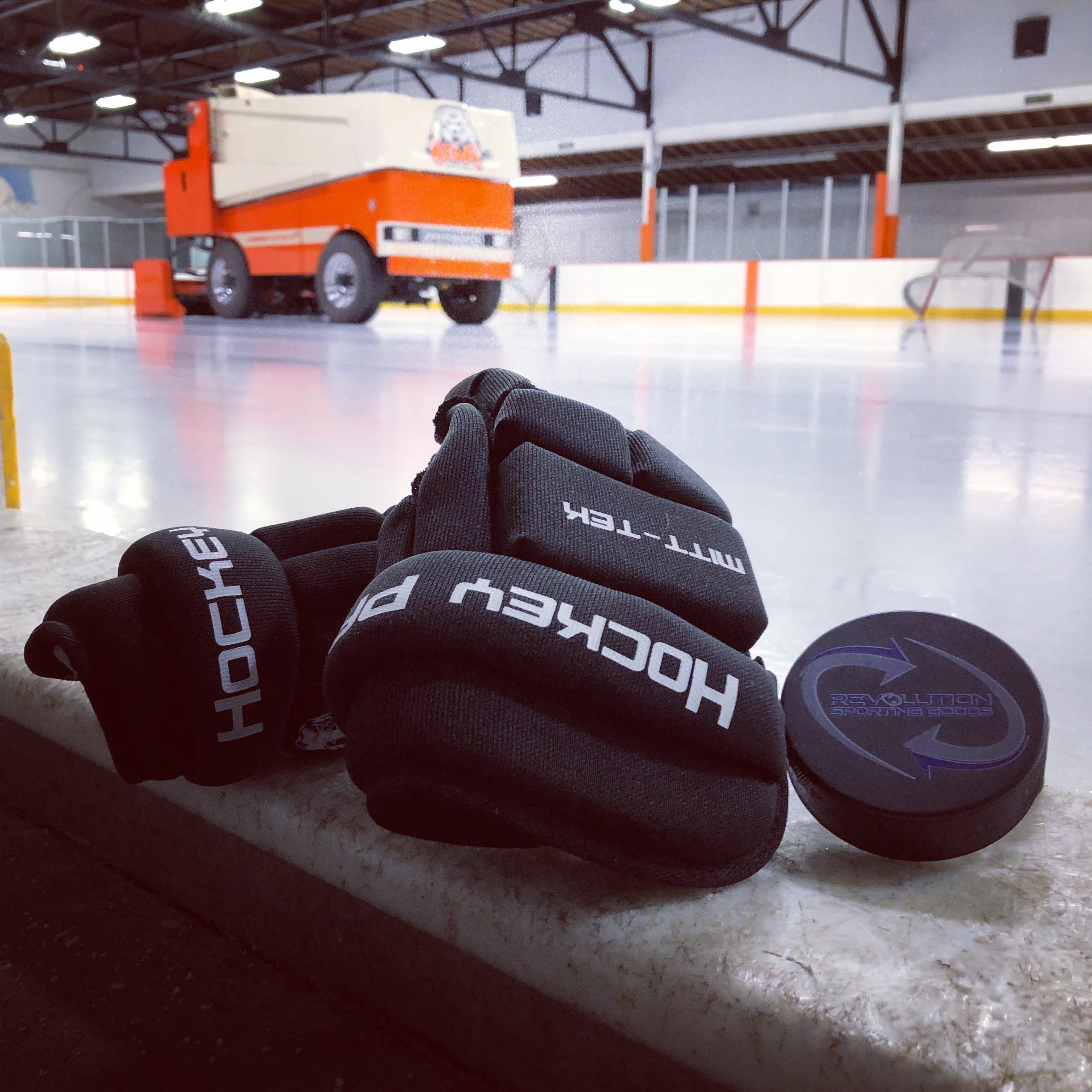 Hockey Paws Mittens