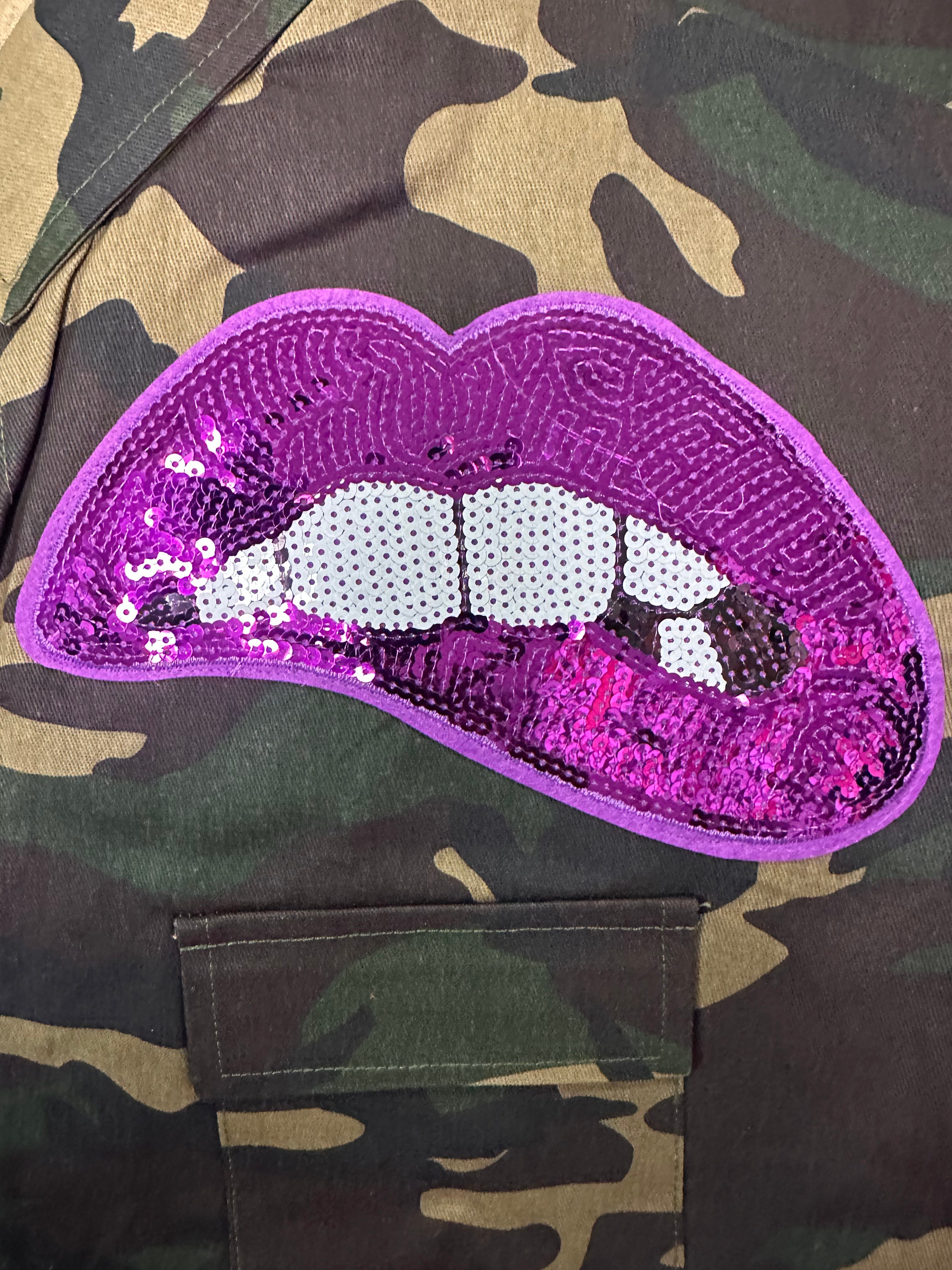 Camouflage Sequin Lips Split Sleeve Jacket