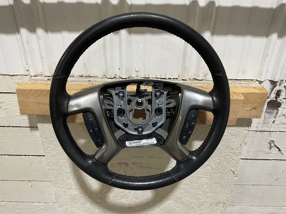 GM Ebony Steering Wheel (25849482) Leather w/ Cruise | Express / Savana 2008–2020 | OEM Used