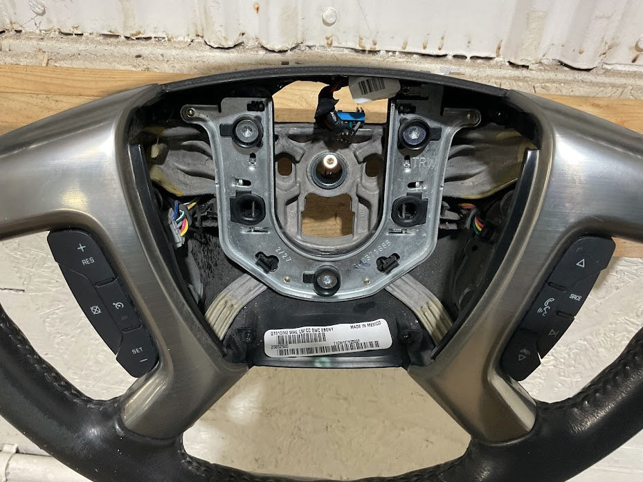 GM Ebony Steering Wheel (25849482) Leather w/ Cruise | Express / Savana 2008–2020 | OEM Used