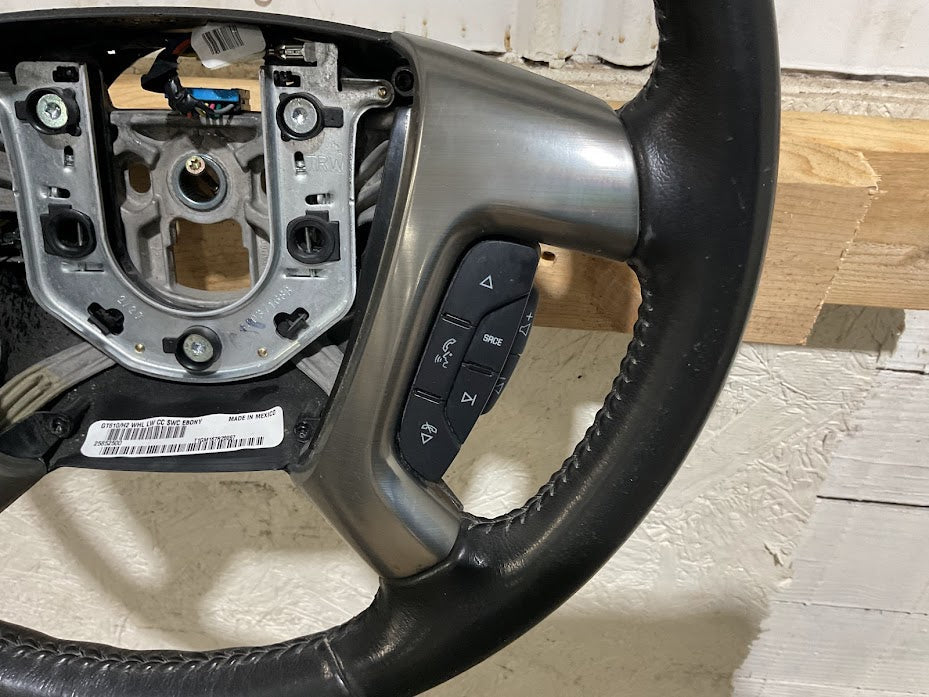 GM Ebony Steering Wheel (25849482) Leather w/ Cruise | Express / Savana 2008–2020 | OEM Used