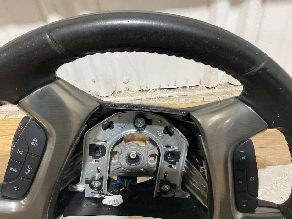 GM Ebony Steering Wheel (25849482) Leather w/ Cruise | Express / Savana 2008–2020 | OEM Used