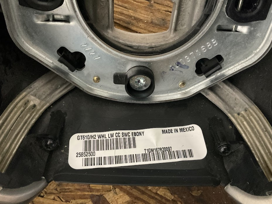GM Ebony Steering Wheel (25849482) Leather w/ Cruise | Express / Savana 2008–2020 | OEM Used