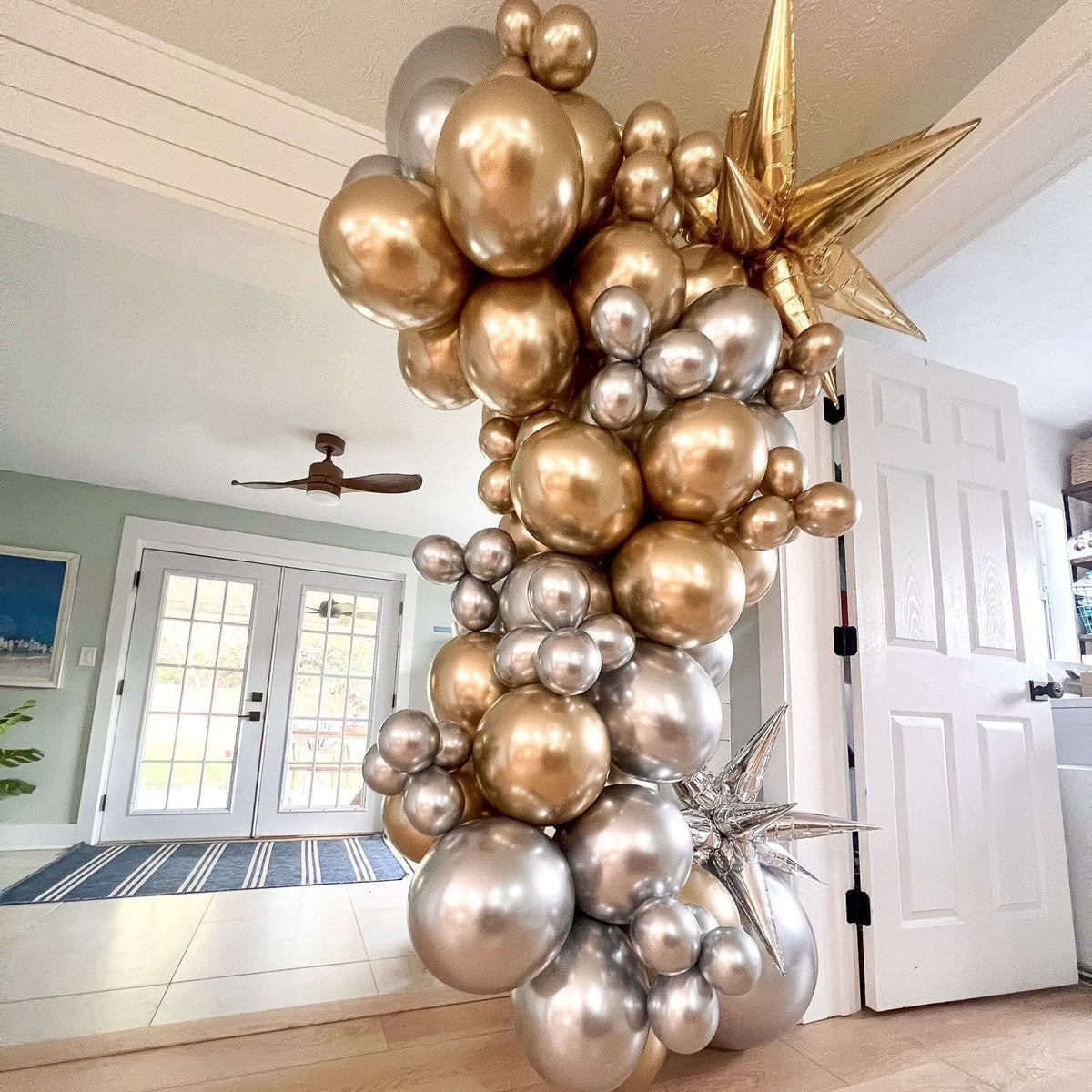 Classic Glam Silver & Gold Balloon Arch Kit