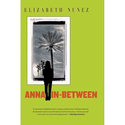Anna In-Between - Paperback