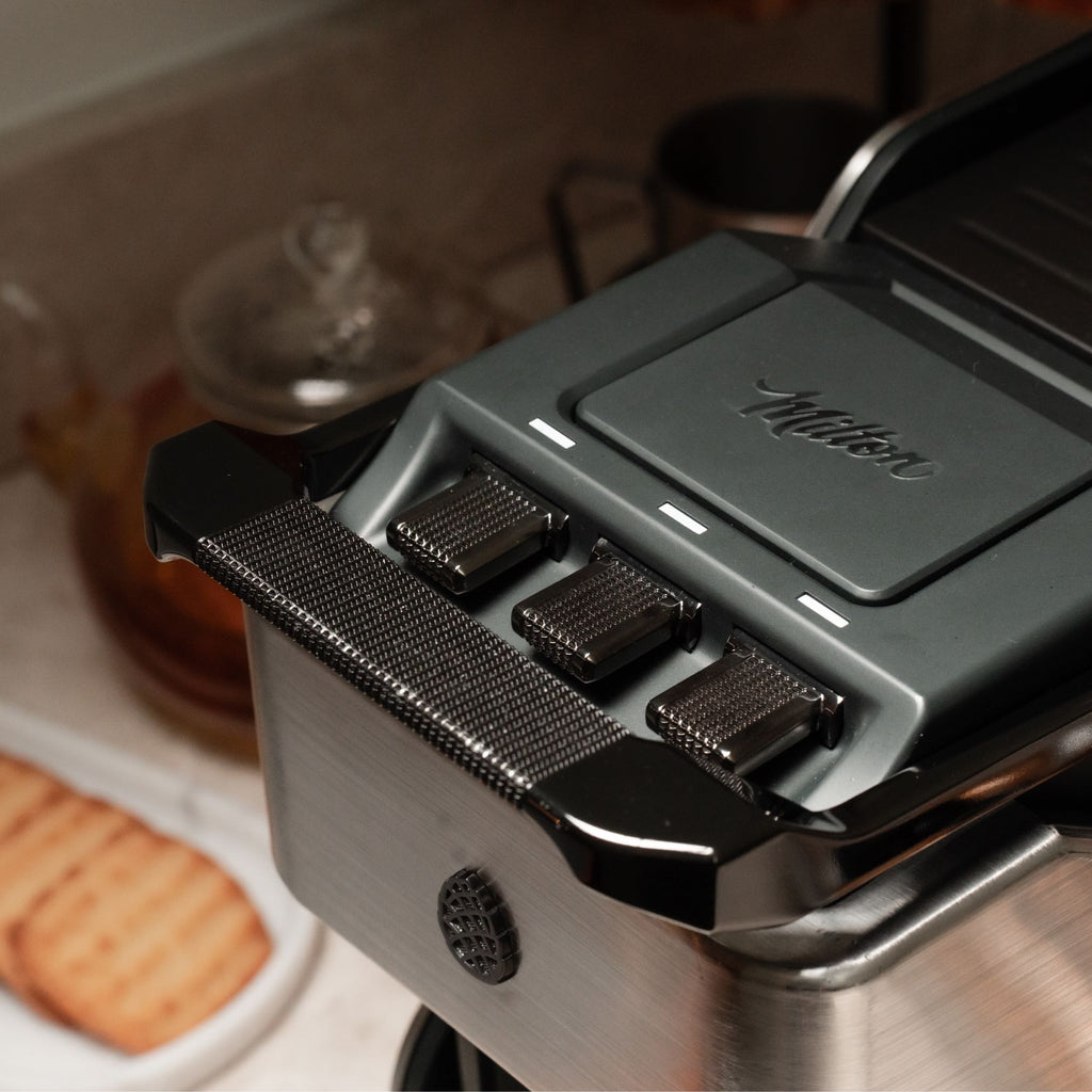 Line1 Espresso and Coffee Machine: Brushed Stainless
