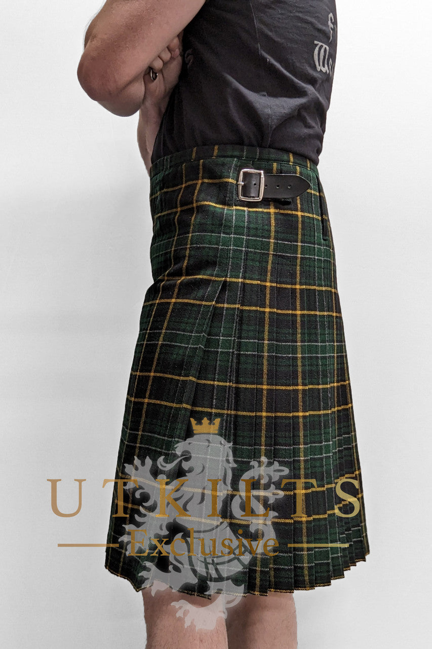 Traditional Kilt – Premium 6–8 Yard Wool, Irish Black