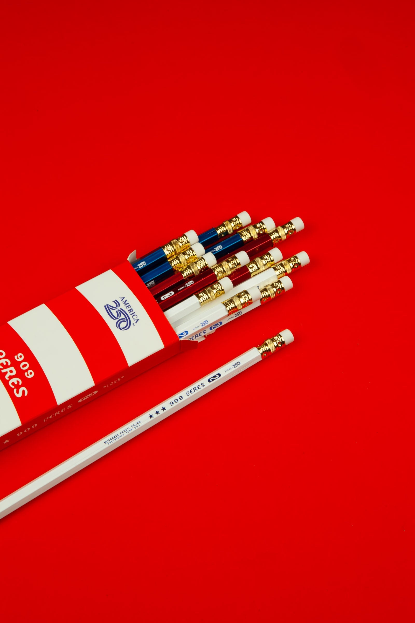 America250™ Ceres 909 Red, White, & Blue Set