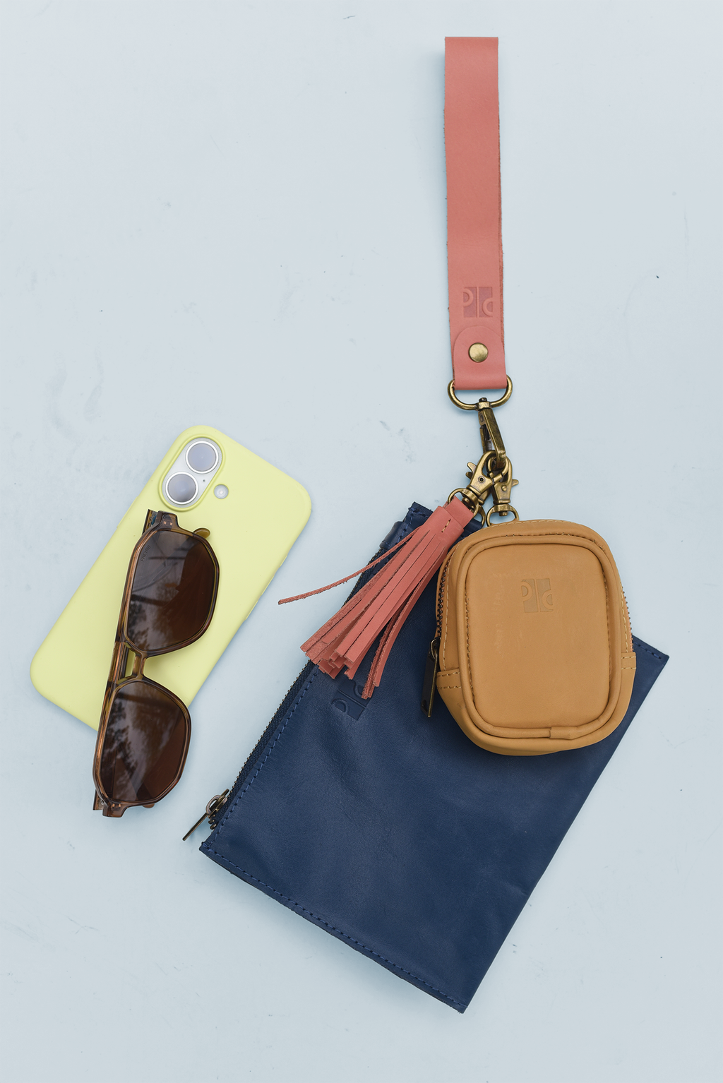 Medium Pouch