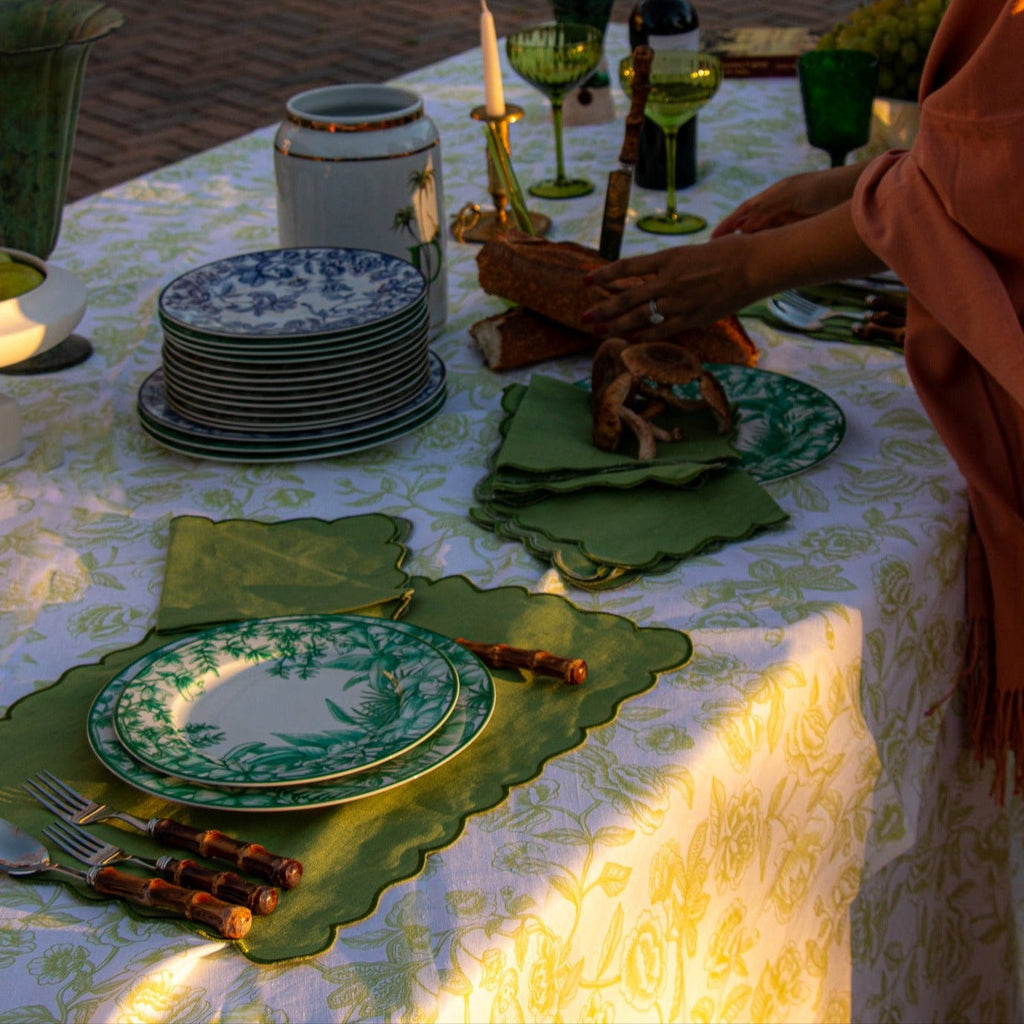 Monsoon Verdant Dinner Plate - Case of 12 Plates (+3 Bonus Plates)