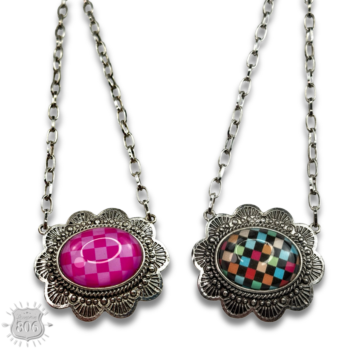 Oval checkerboard pendant necklace