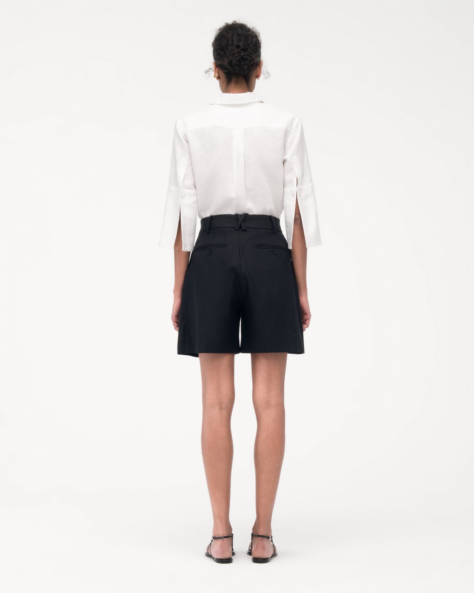 Linen Pleated Short | Black