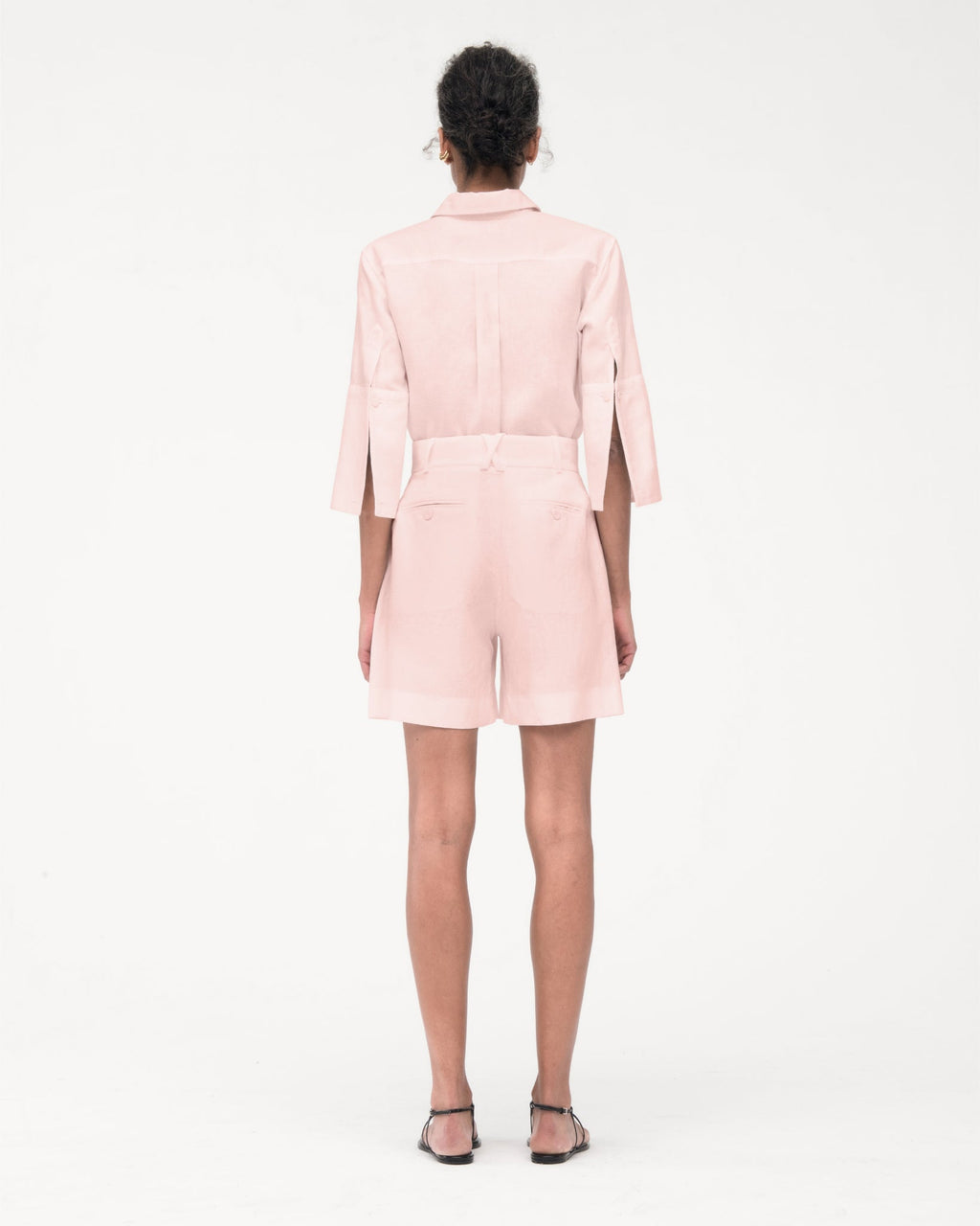 Linen Pleated Short | Quartz