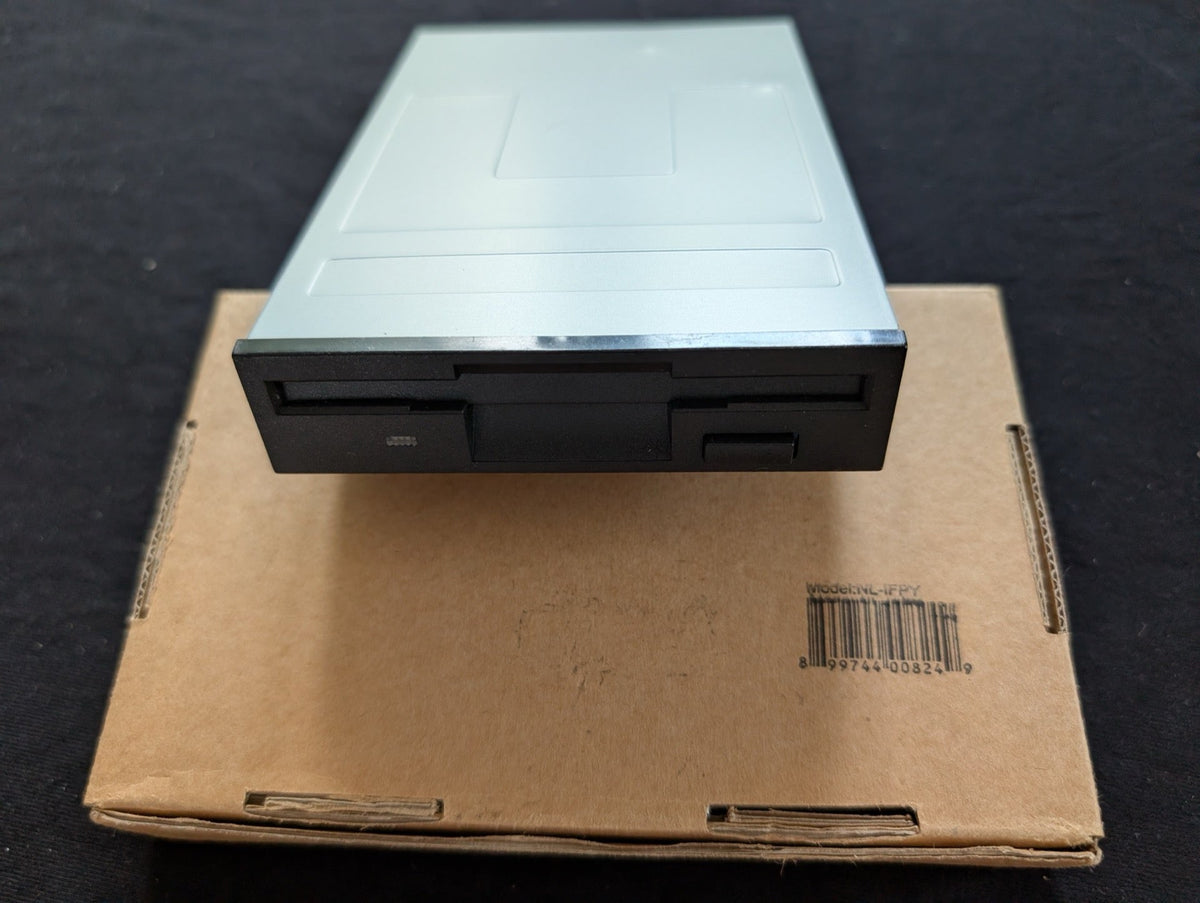 Standard 1.44MB 3.5" Internal Floppy Disk Drive (FDD) - Black Bezel
