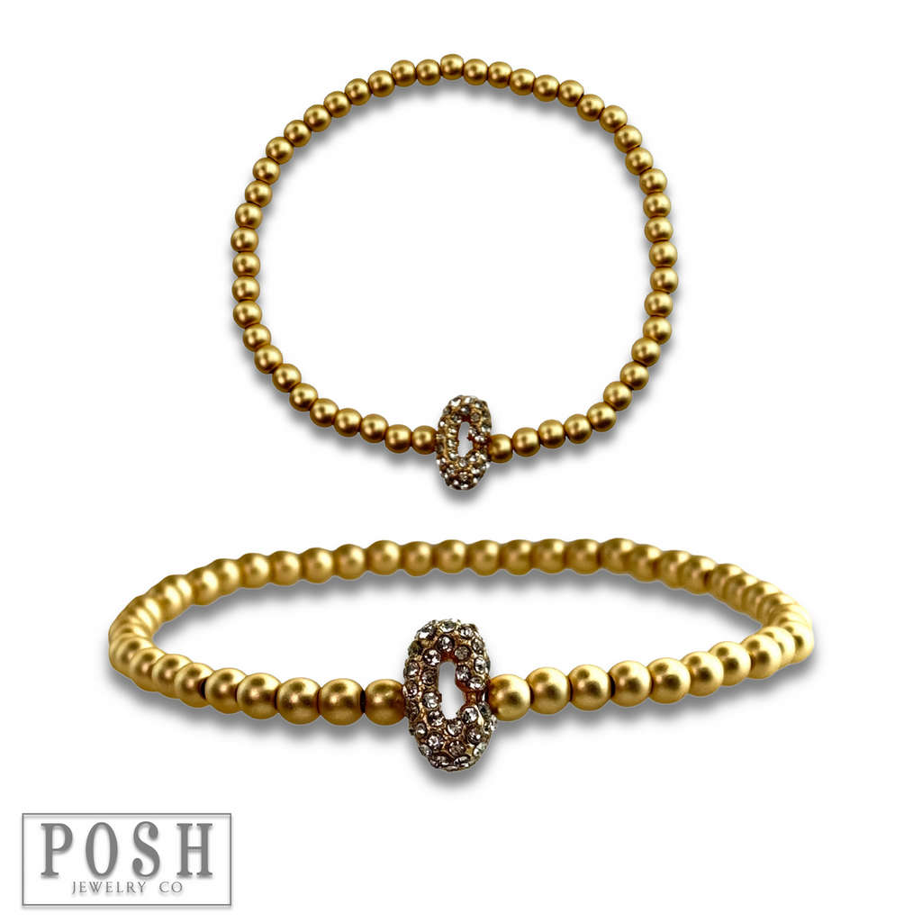 Bead bracelet with rhinestone inital