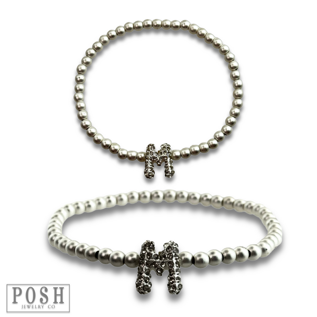 Bead bracelet with rhinestone inital