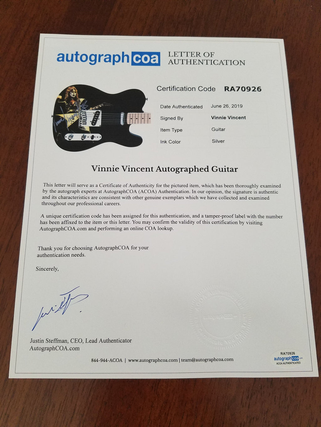 Kiss Vinnie Vincent Signed Custom Live Concert Graphics Photo Guitar ACOA LOA