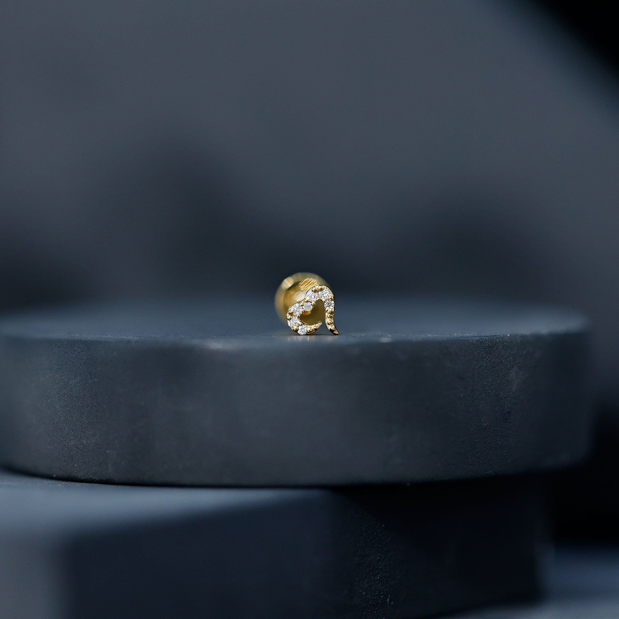 Round Shape Natural Diamond Heart Nose Pin