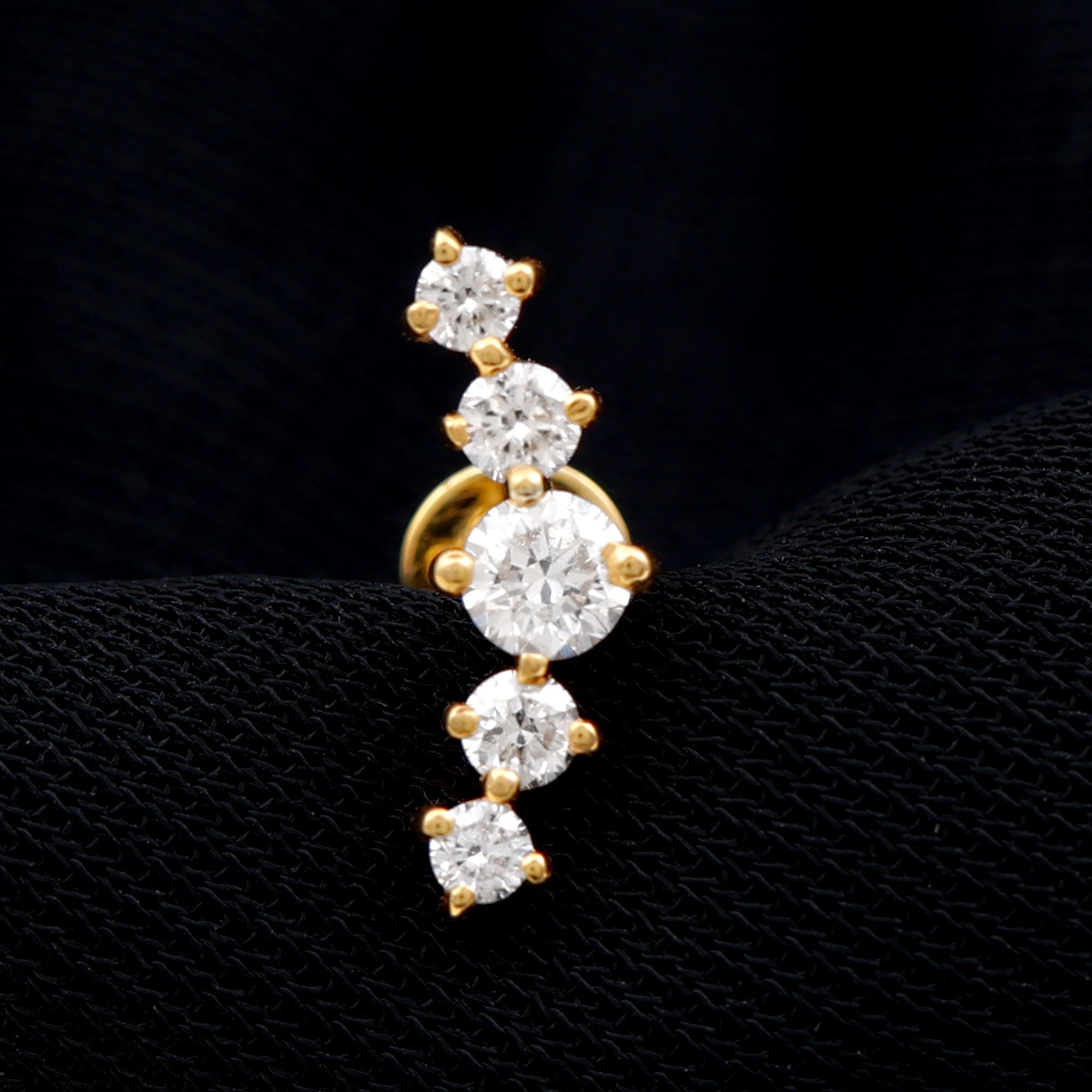 Graduated Style Diamond Crawler Earring for Women
