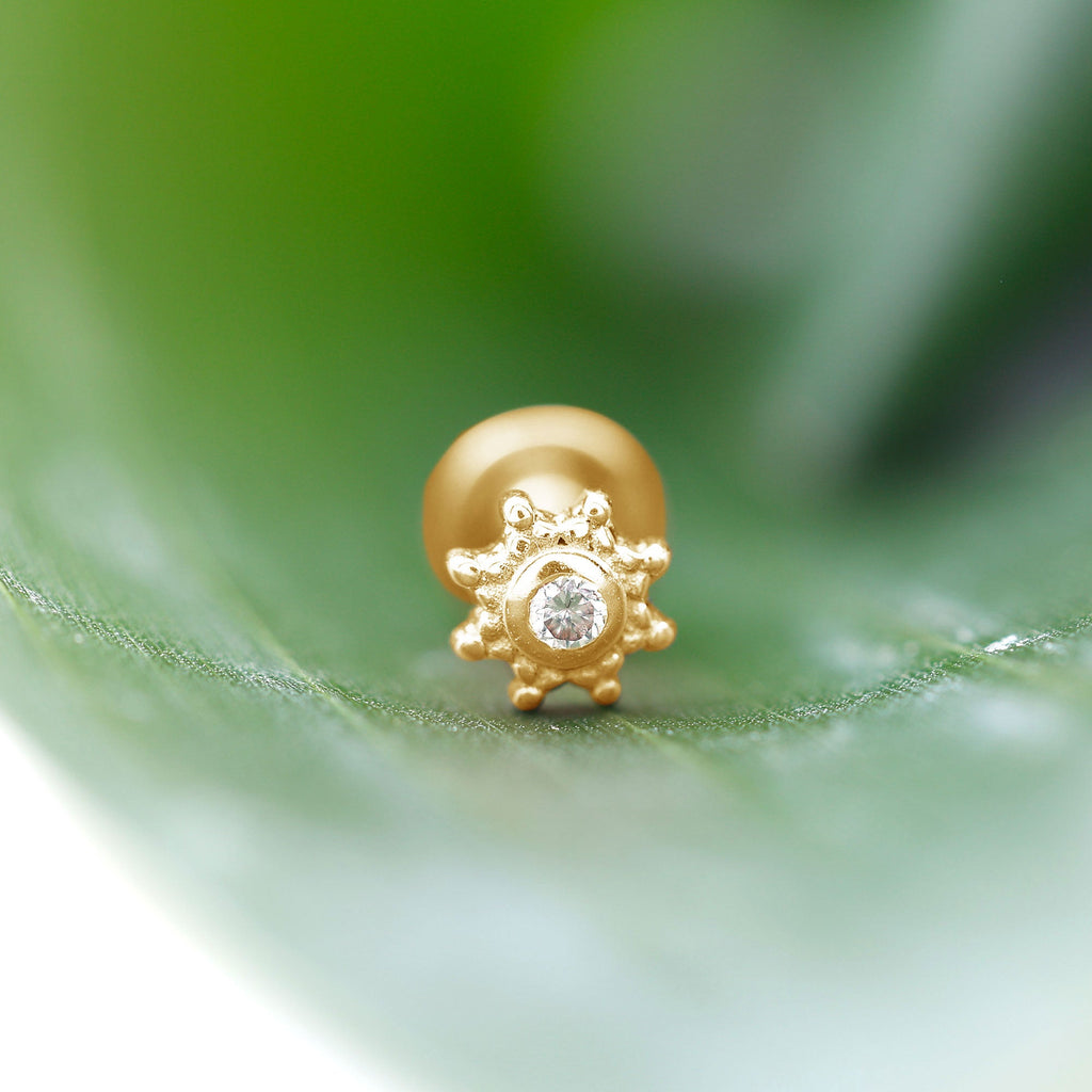 Minimal Diamond Cartilage Earring Stud with Flat Back