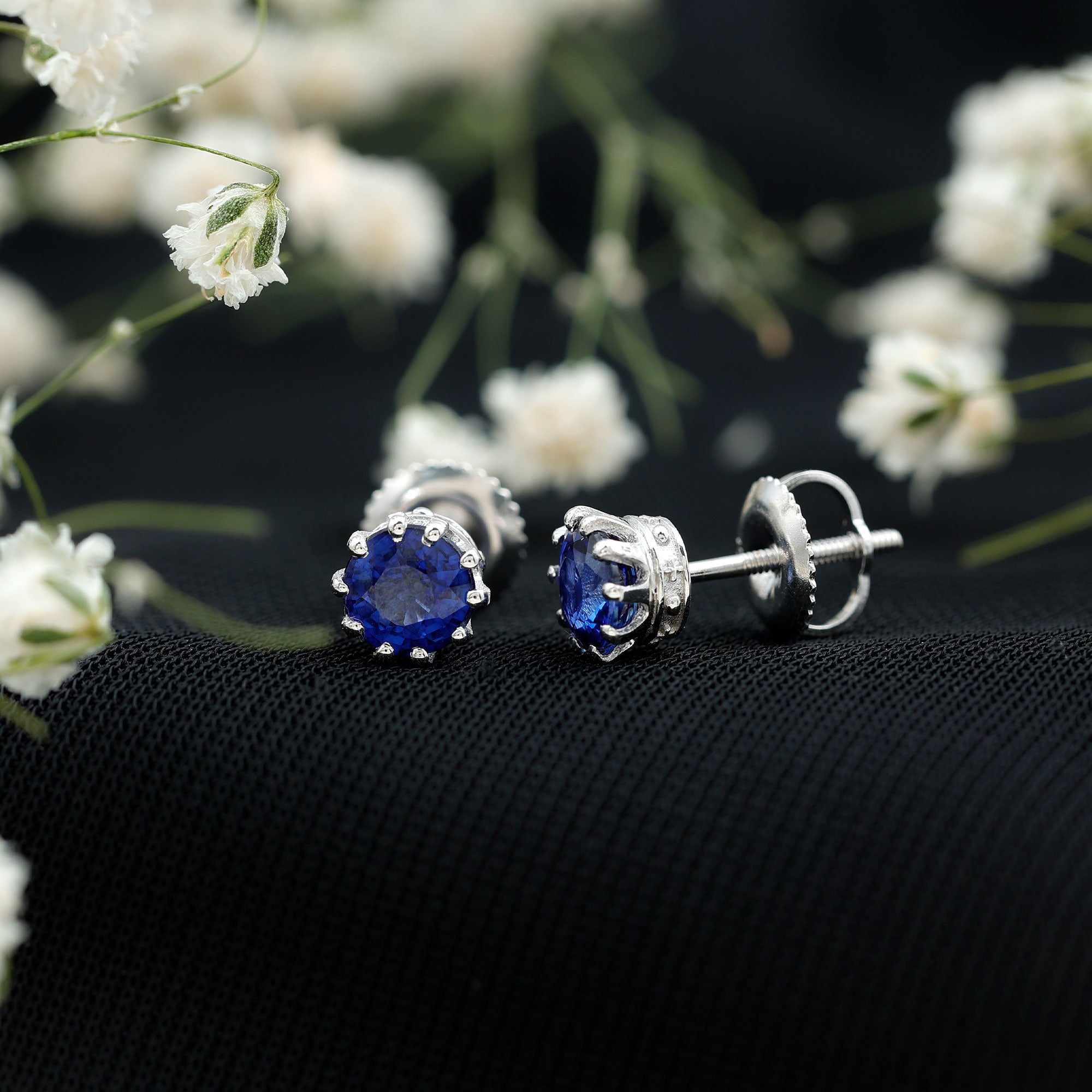 1.9 Carat Blue Sapphire Solitaire Vintage Earrings for Women