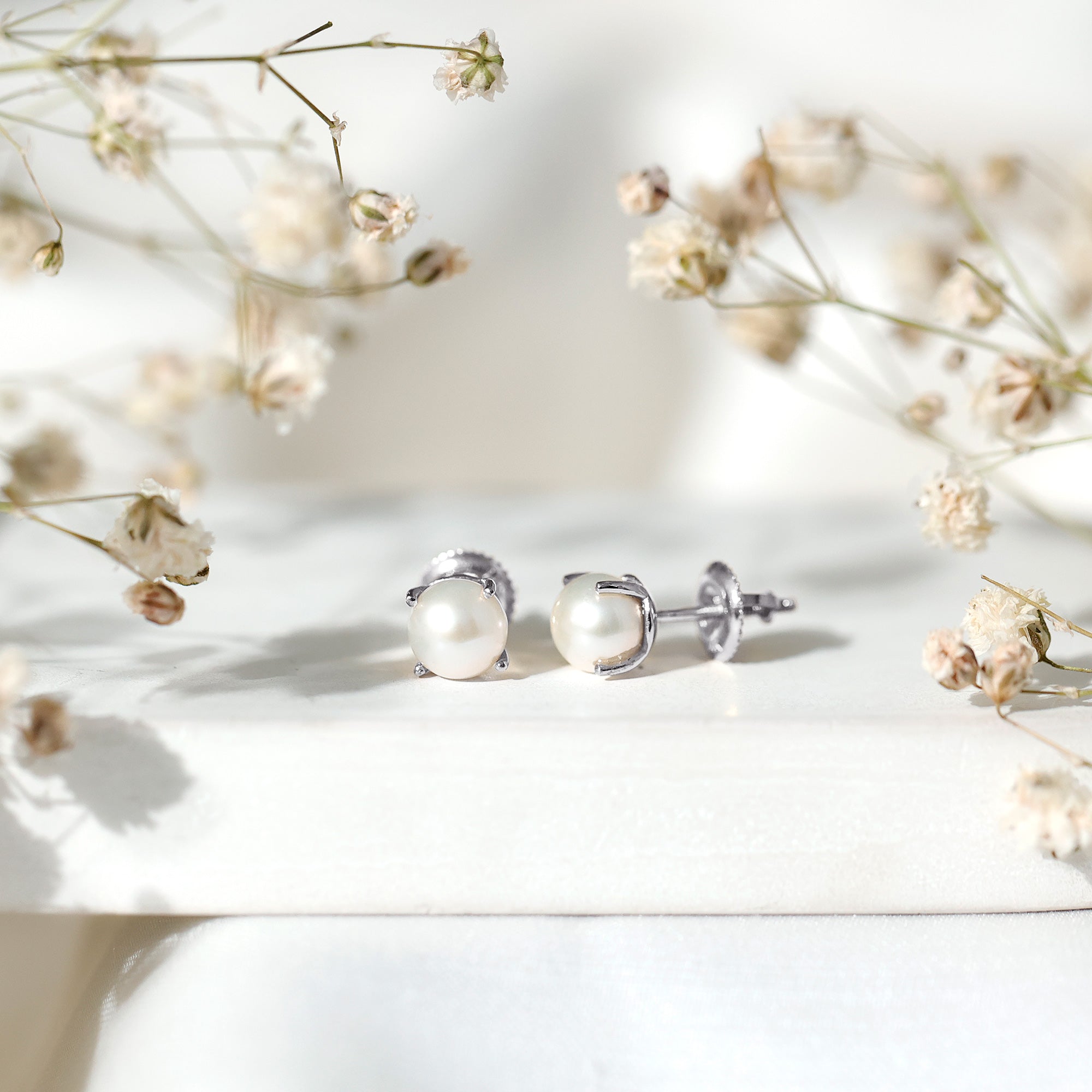 6 MM Round Freshwater Pearl Solitaire Stud Earrings