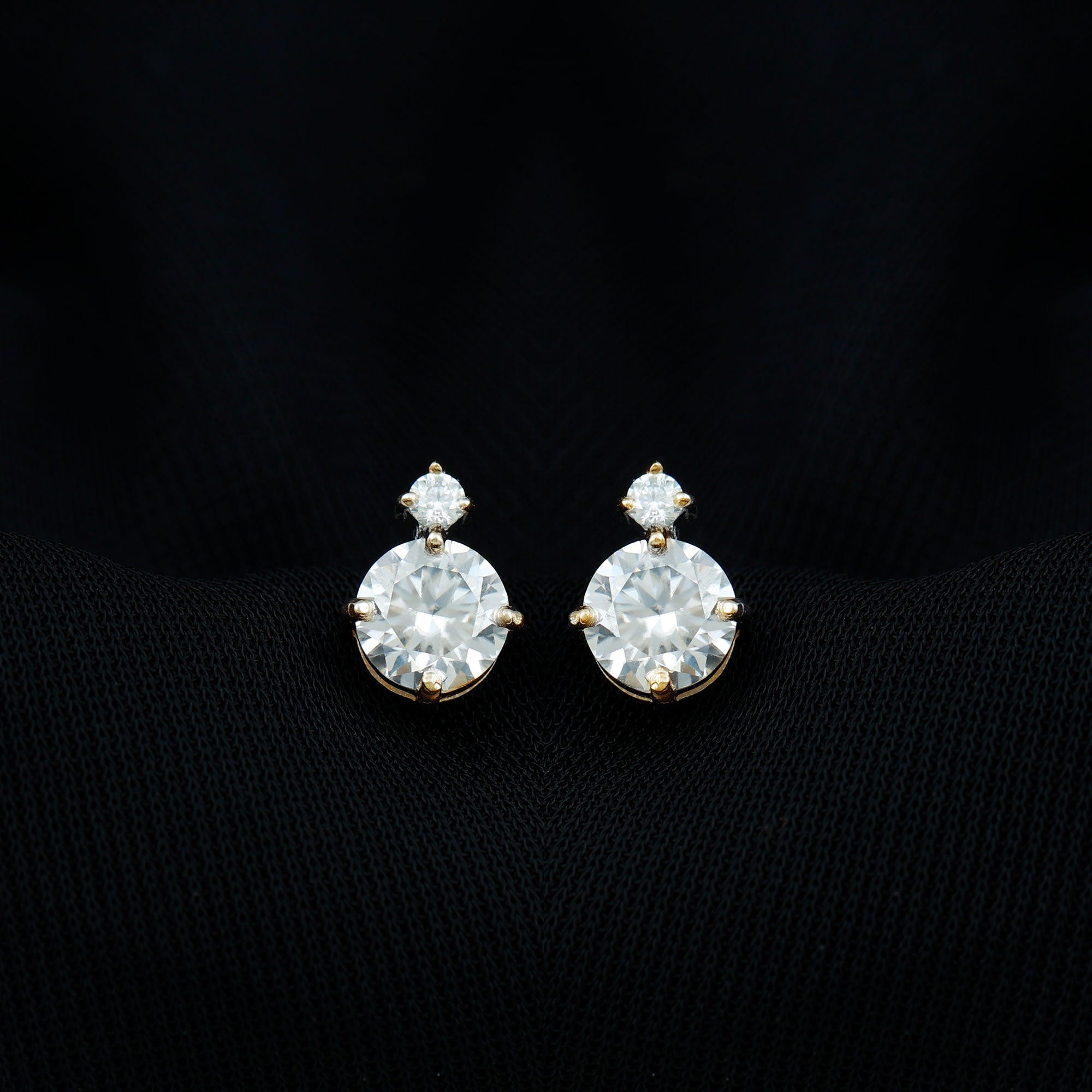 Simple Round Moissanite Stud Earrings