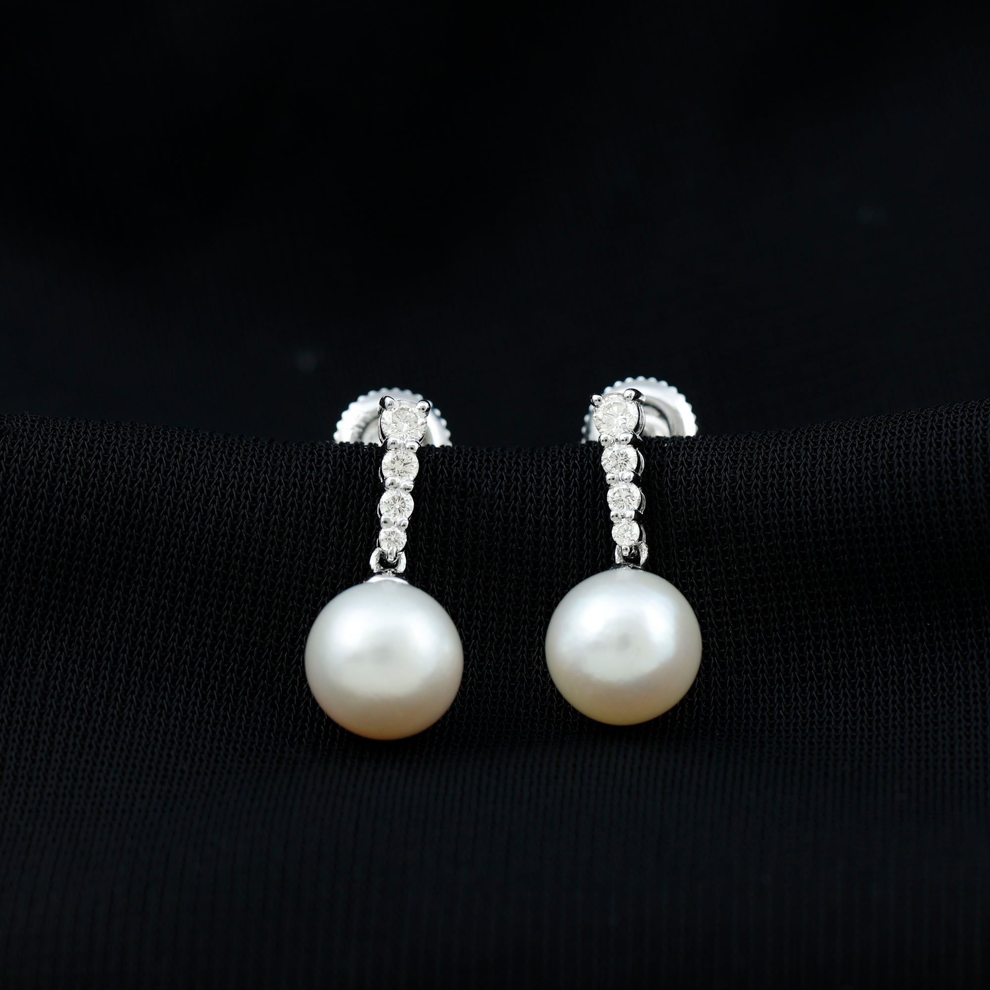 14.9 Carat Freshwater Pearl Drop Earrings with Diamond