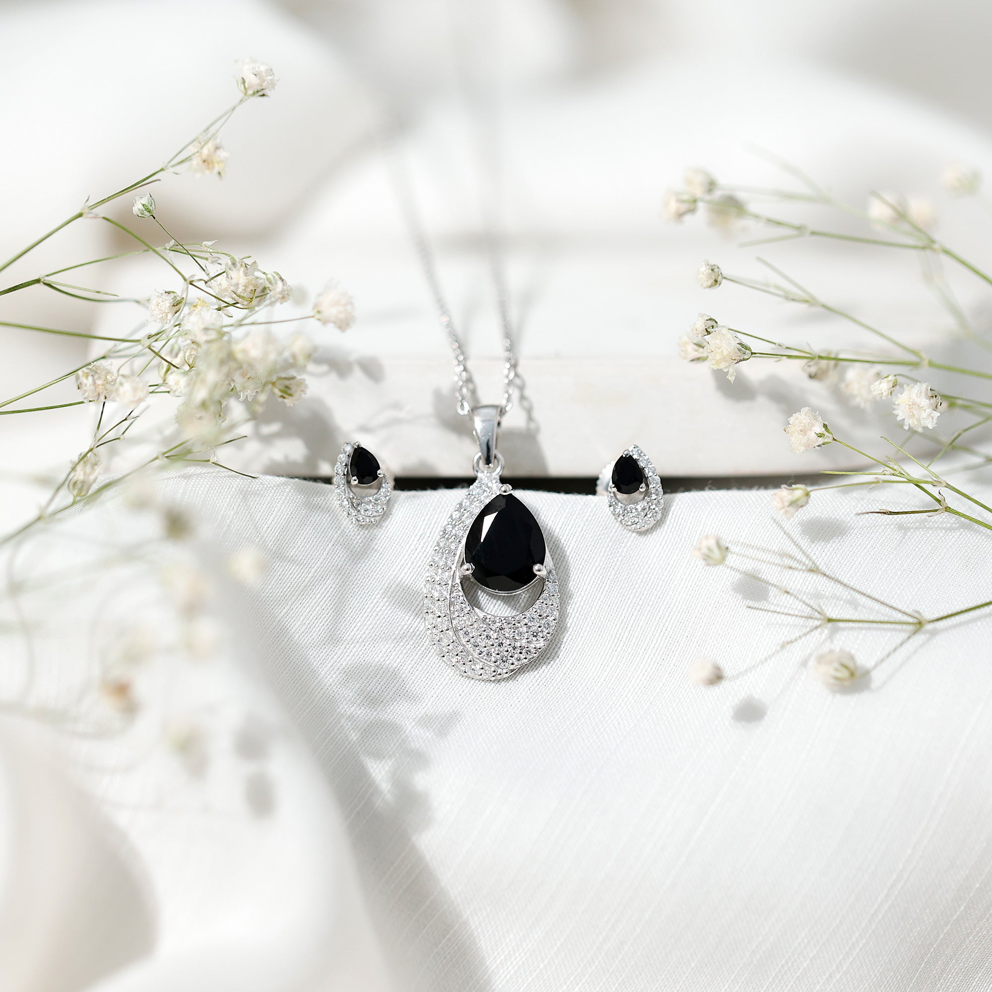 Natural Black Onyx Teardrop Necklace and Earrings Set with Certificate