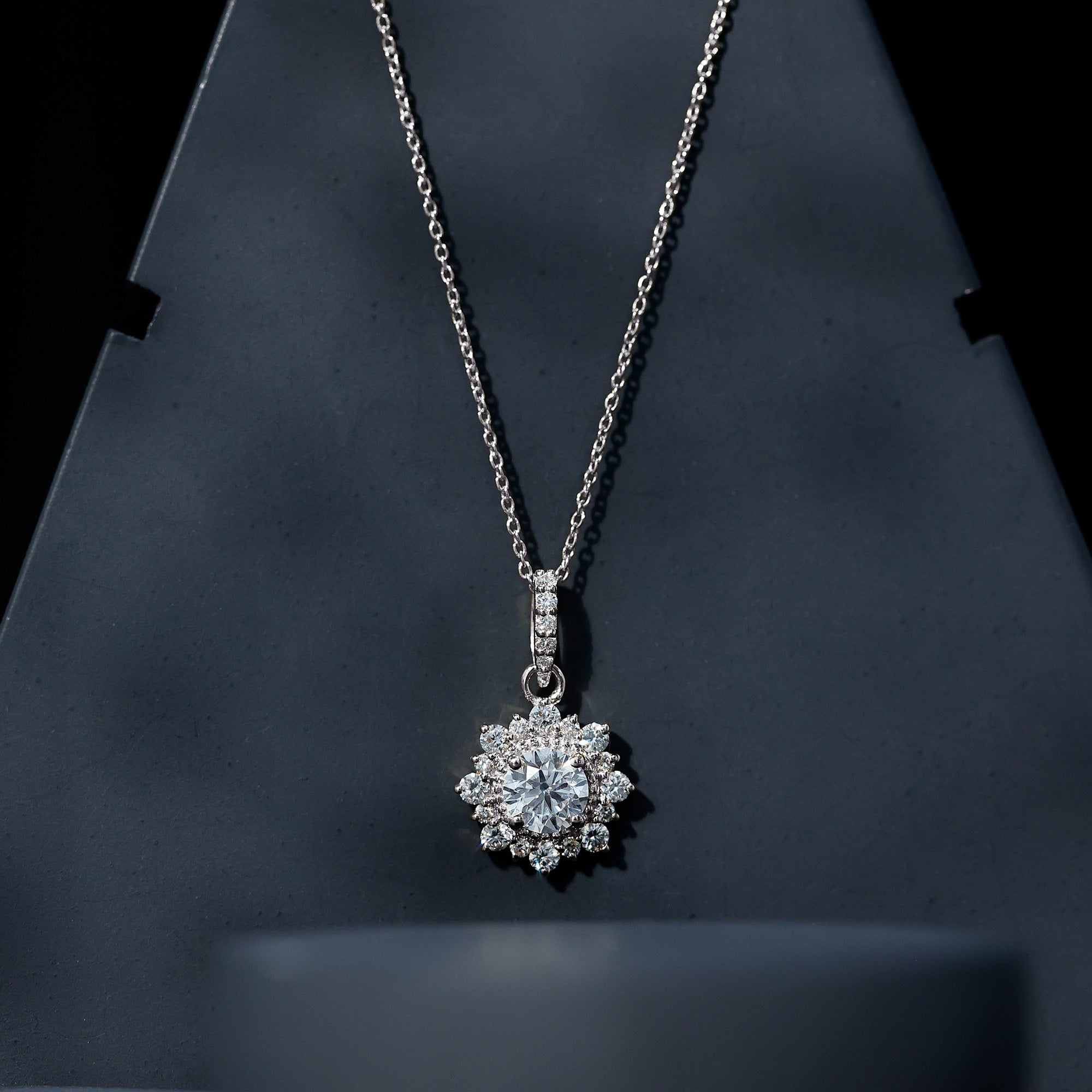Round Moissanite Halo Necklace with Beaded Detailing