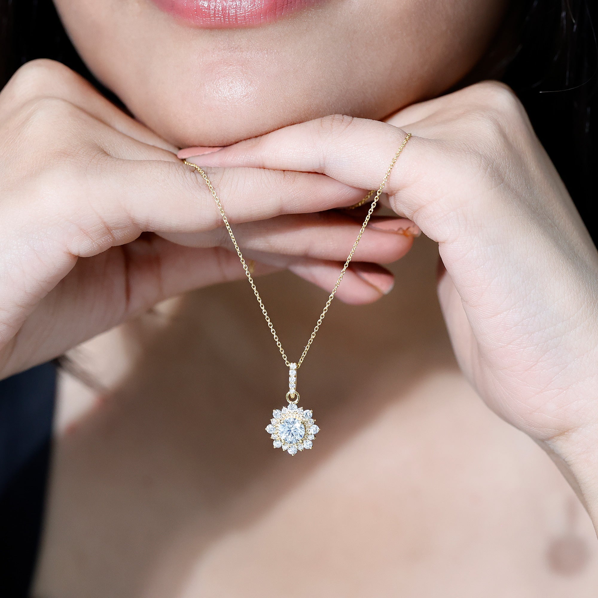 Round Moissanite Halo Necklace with Beaded Detailing