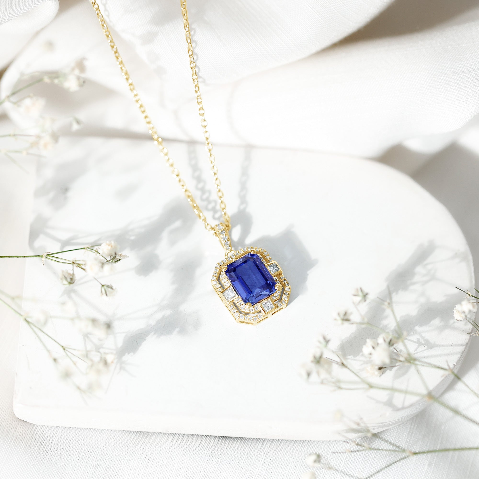 2.7 Carat Emerald Cut Lab Created Blue Sapphire Vintage Necklace with Diamond