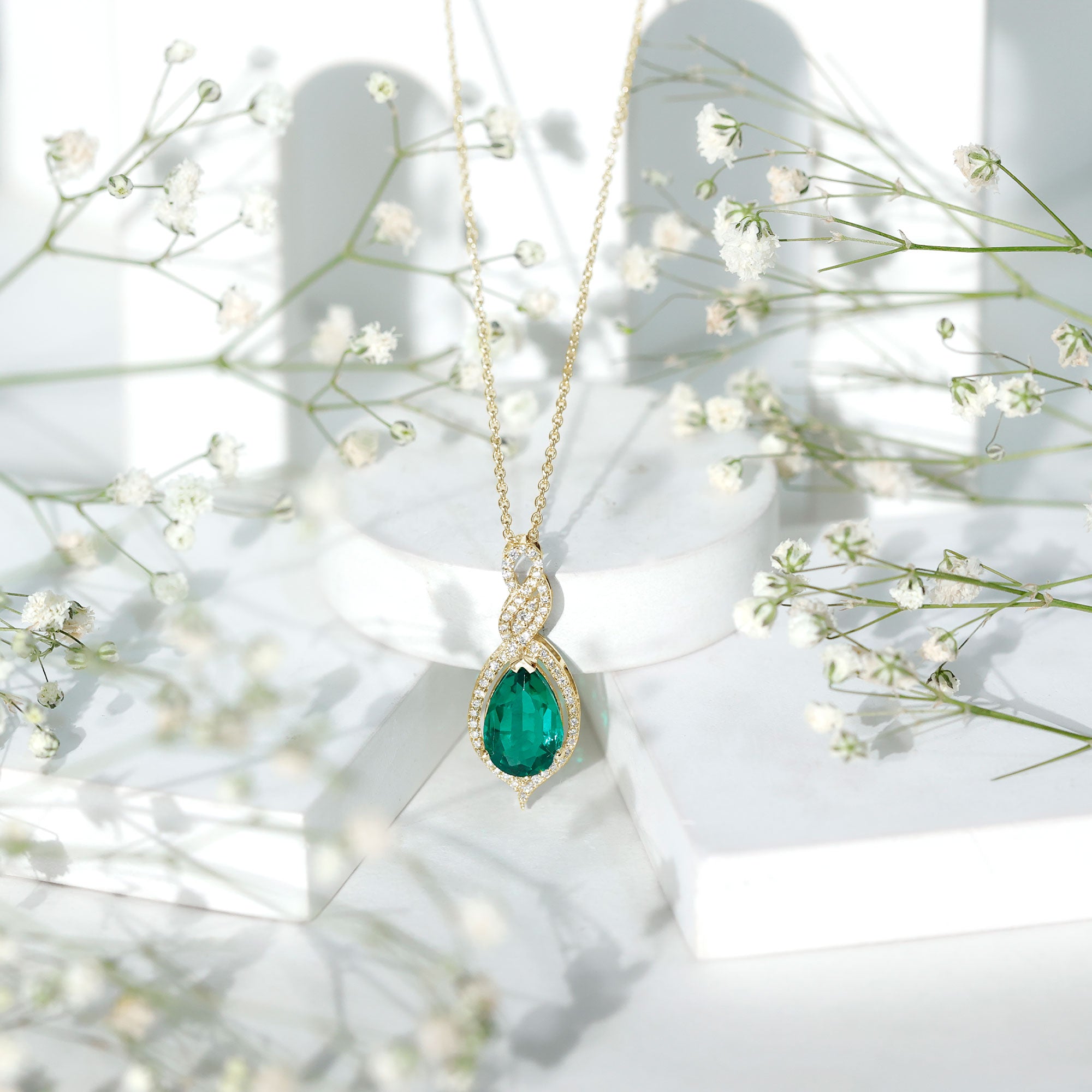 Certified 2.5 Carat Lab Grown Emerald and Diamond Bridal Necklace