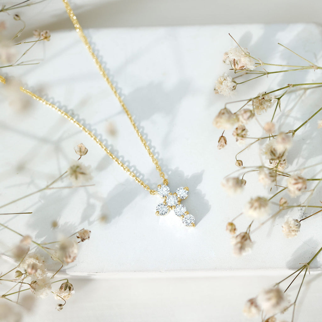 Round Cut Moissanite Cross Pendant Necklace