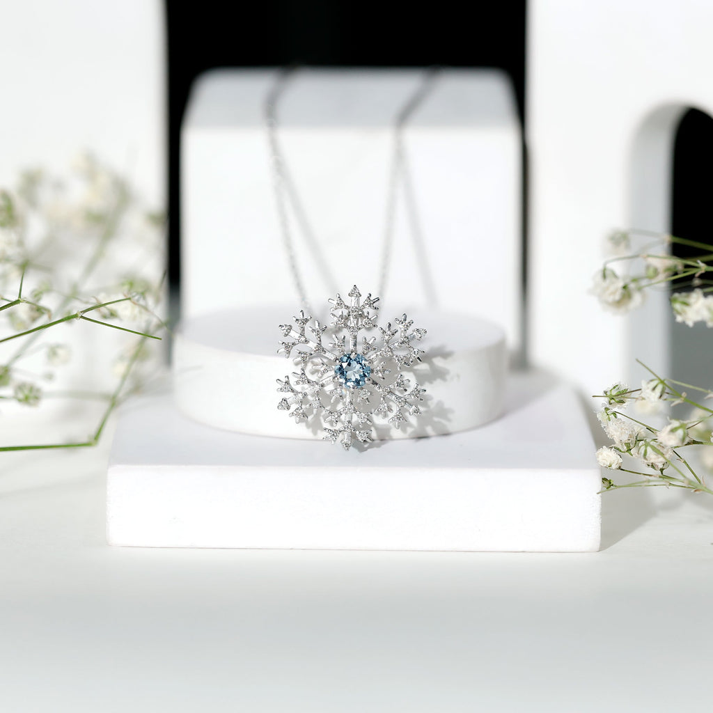 Snowflake Pendant Necklace with Aquamarine and Diamond