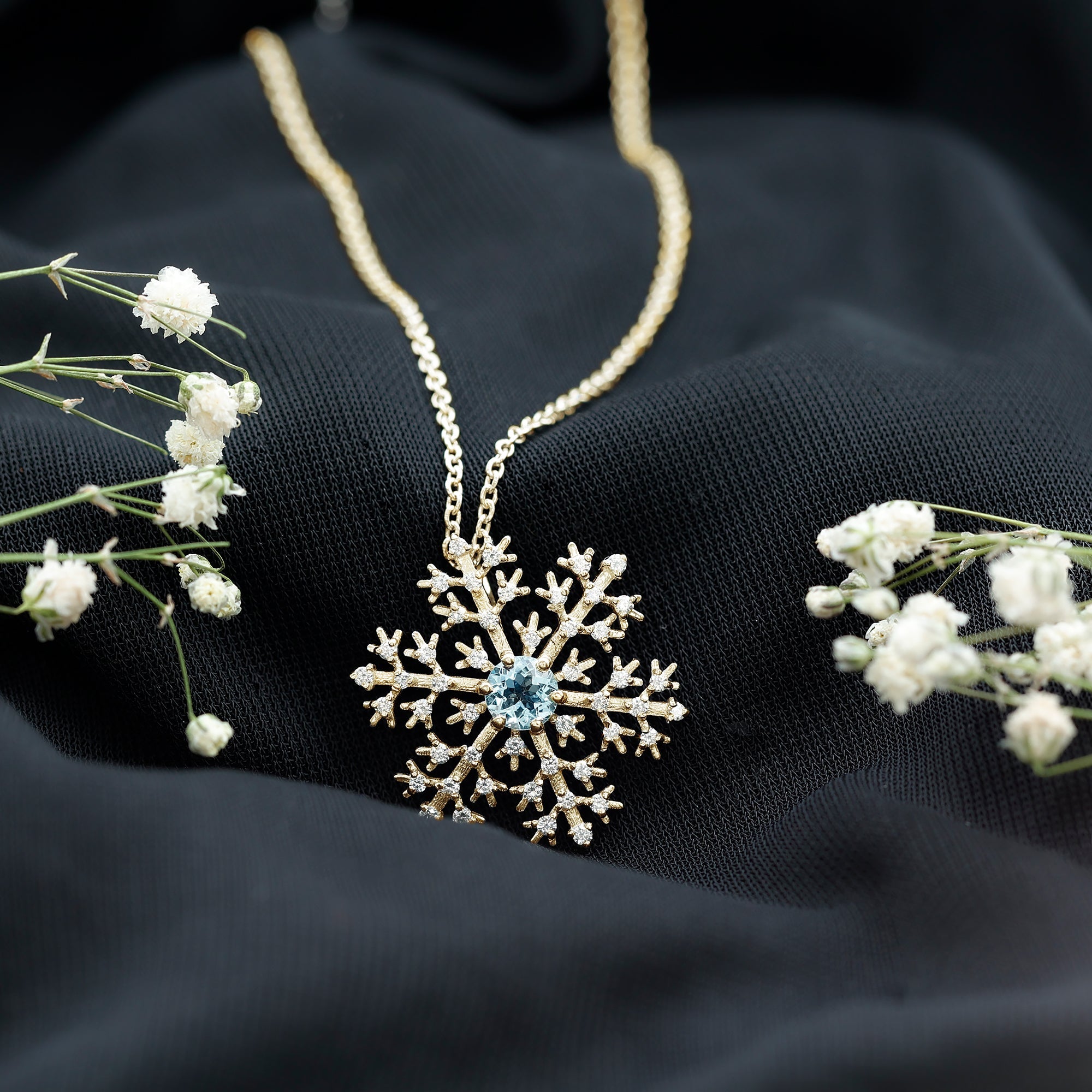 Snowflake Pendant Necklace with Aquamarine and Diamond