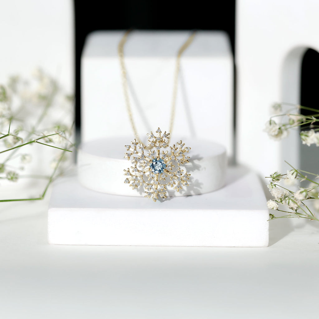 Snowflake Pendant Necklace with Aquamarine and Diamond