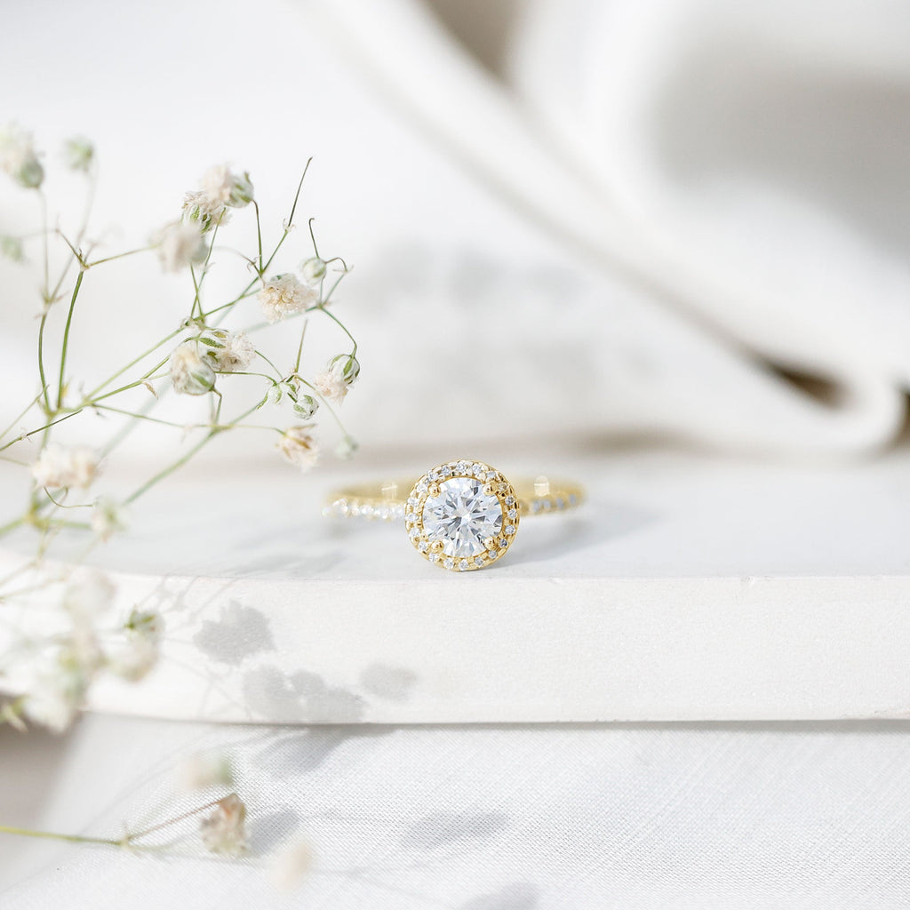 IGI Certified 1 CT Lab Grown Diamond Round Engagement Ring