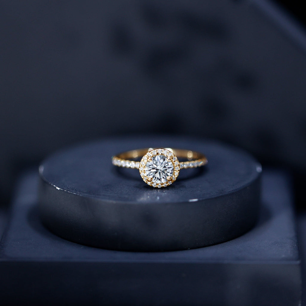 IGI Certified 1 CT Lab Grown Diamond Round Engagement Ring