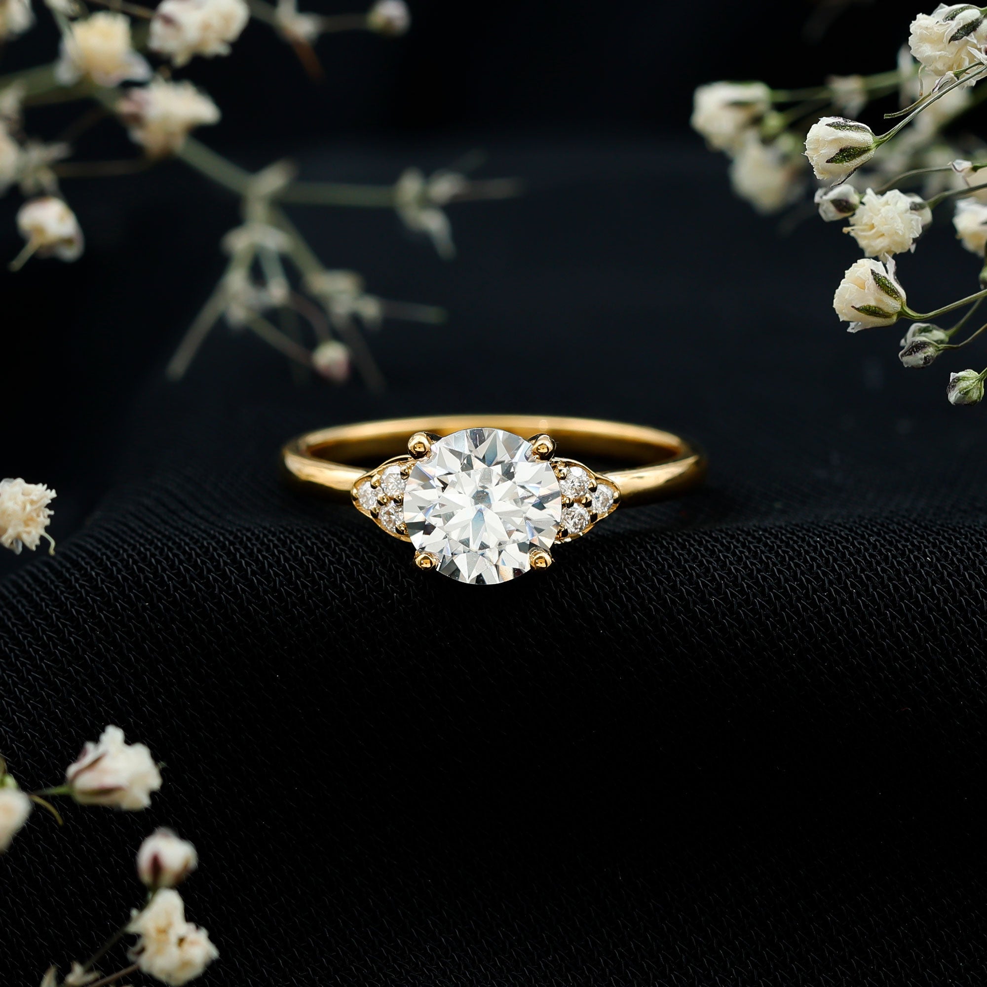 Prong Set Moissanite Classic Engagement Ring For Her