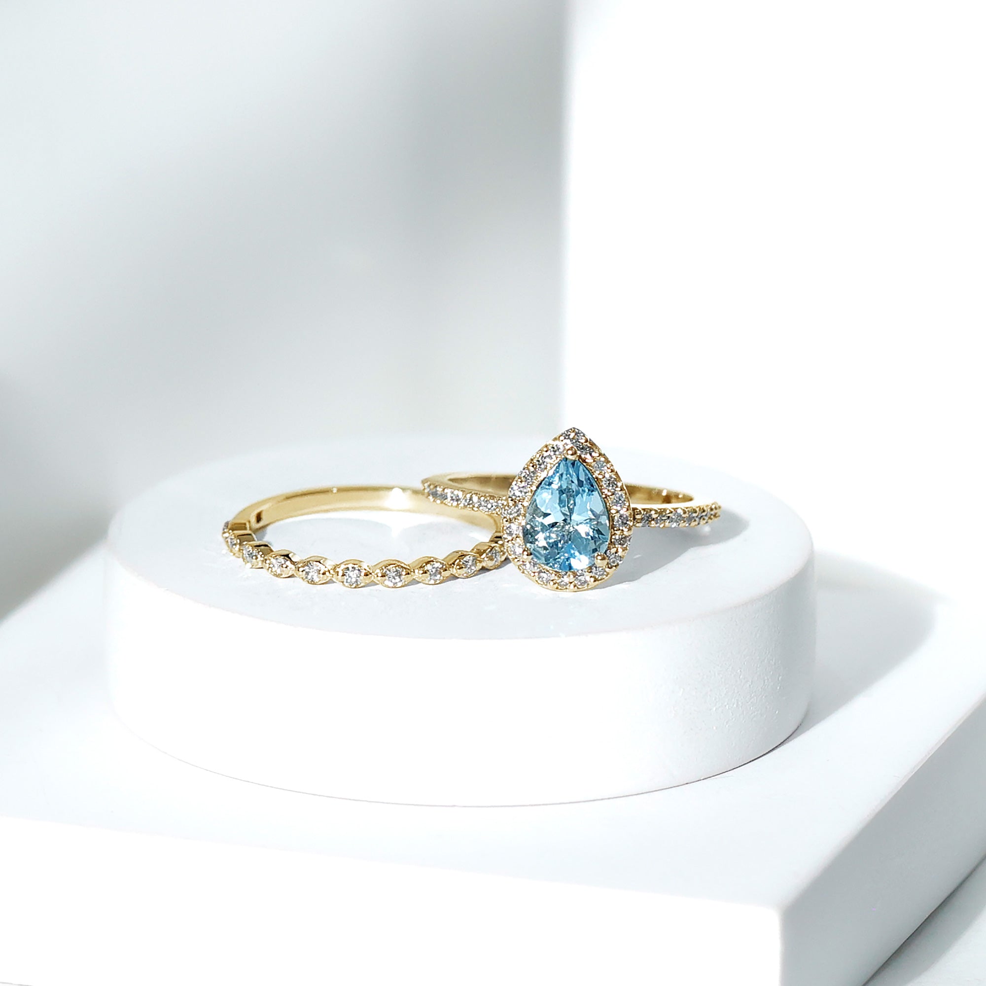 Genuine 1 Carat Aquamarine Bridal Ring Set with Diamond