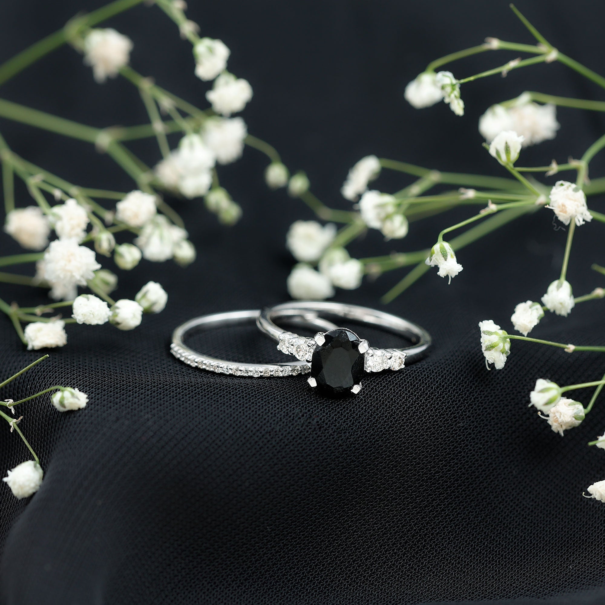Natural 0.6 Carat Oval Shape Black Spinel Wedding Ring Set with Diamond
