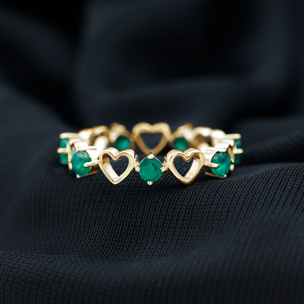 Minimalist Emerald Heart Shape Wedding Band
