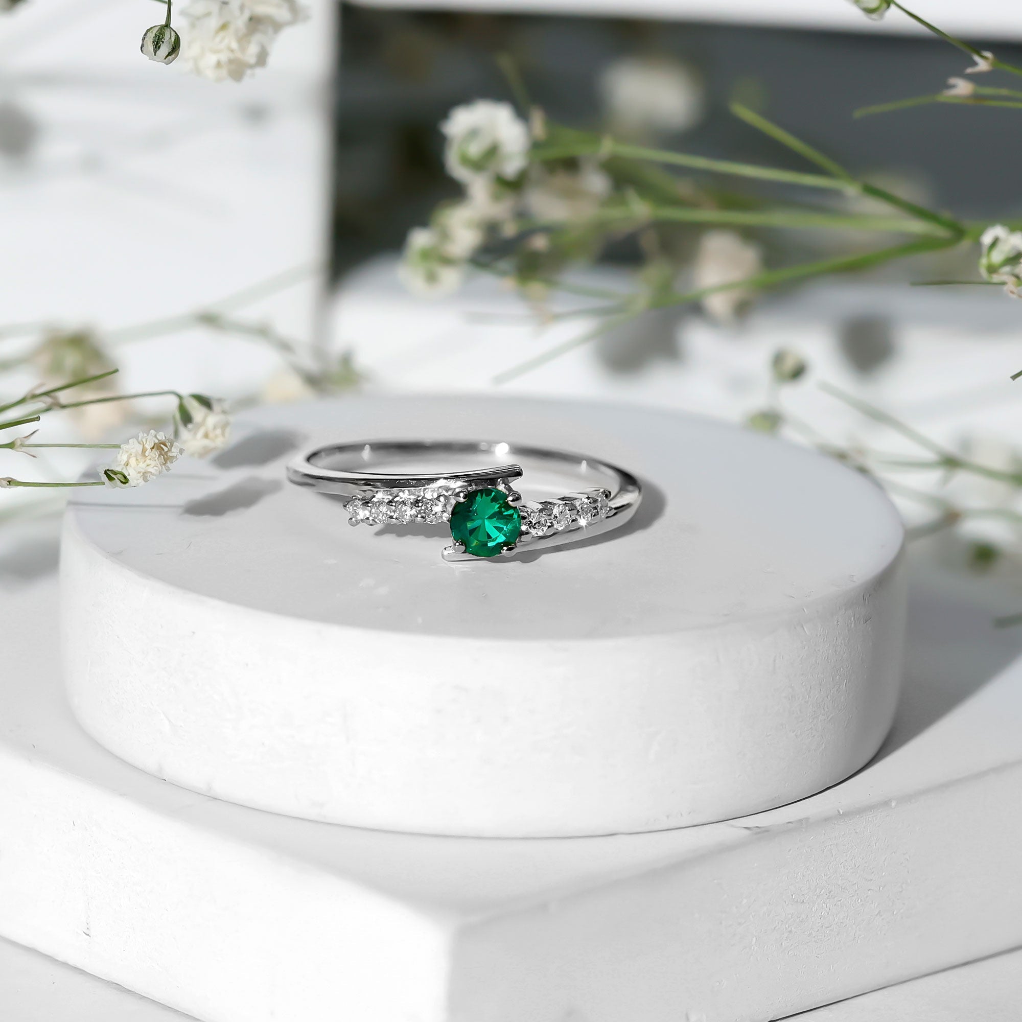 Certified Lab Grown Emerald Diamond Simple Promise Ring with Bypass Shank