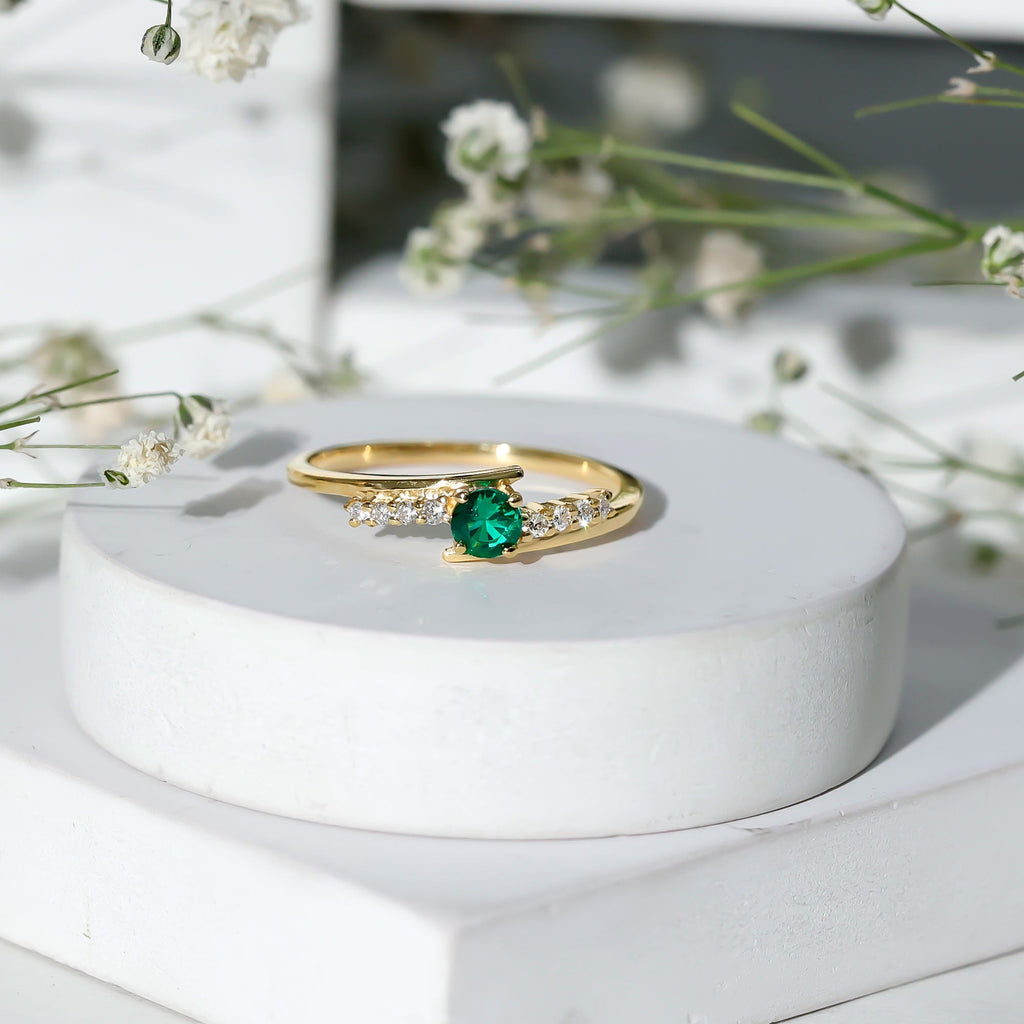 Certified Lab Grown Emerald Diamond Simple Promise Ring with Bypass Shank